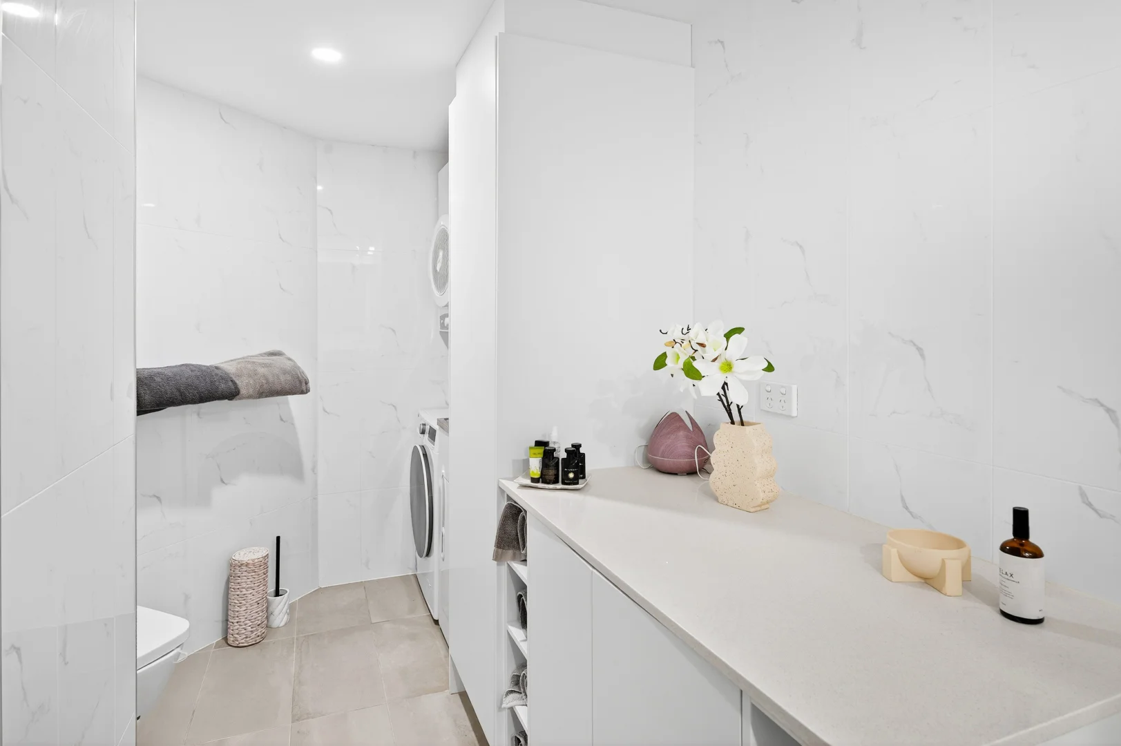 Additional image 18 of 11/2890 Gold Coast Highway, Surfers Paradise QLD 4217