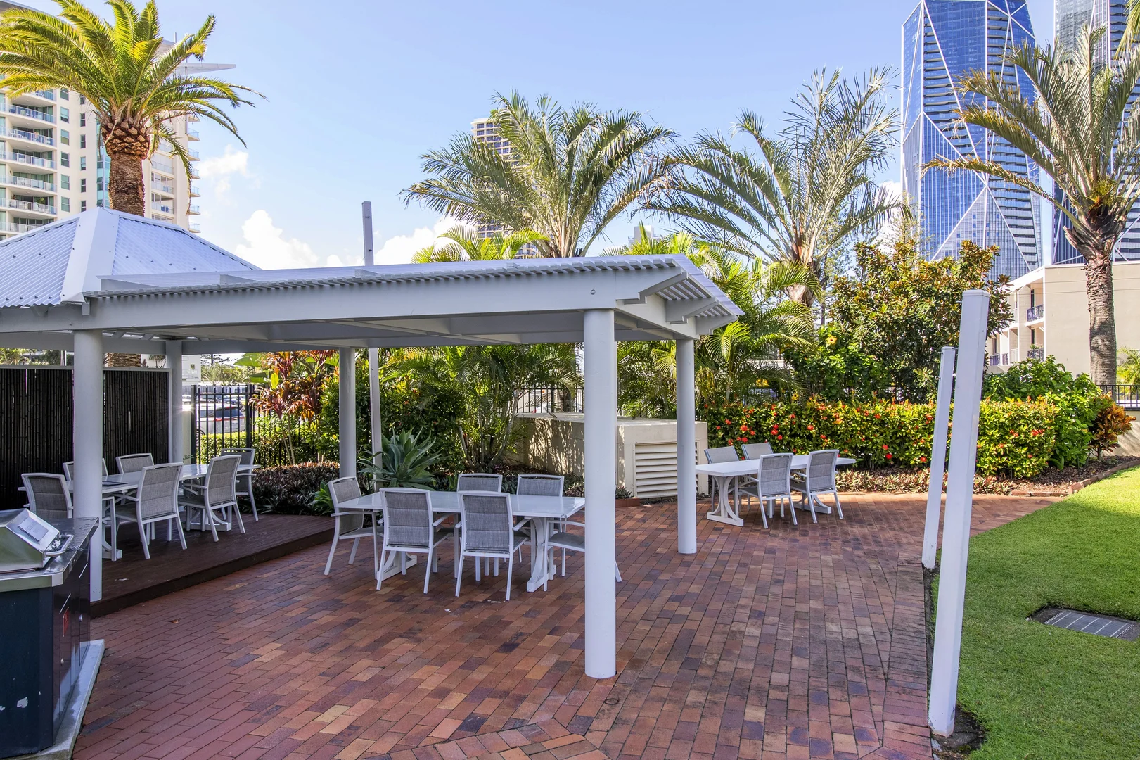 Additional image 25 of 11/2890 Gold Coast Highway, Surfers Paradise QLD 4217