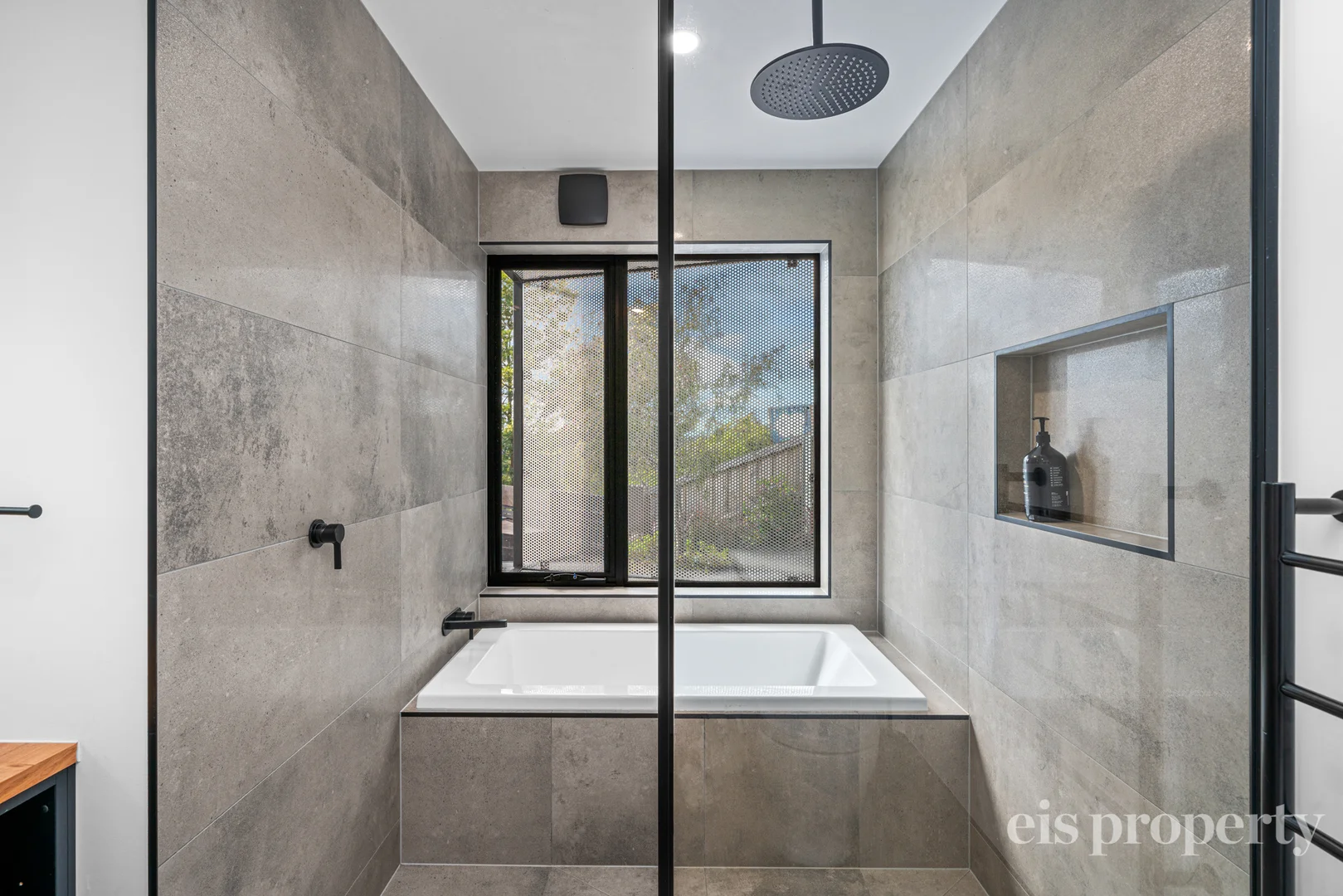 Additional image 16 of 1/28 Redlands Drive, Rosetta TAS 7010