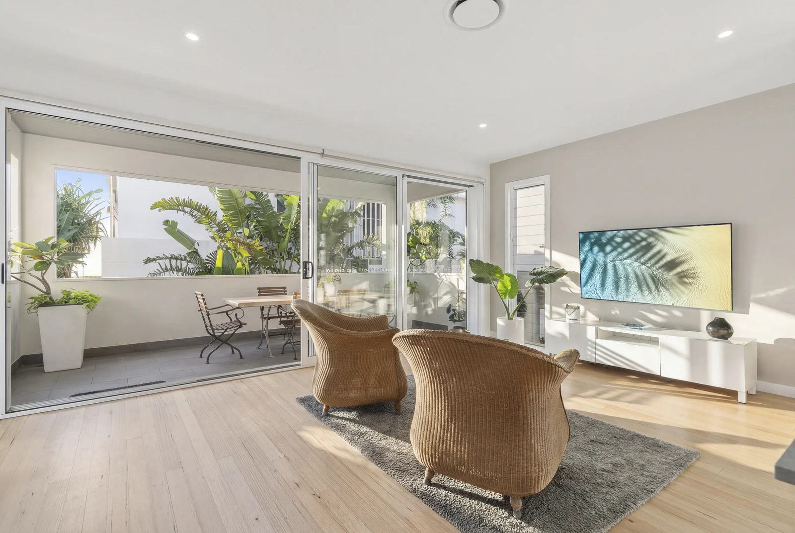 Additional image 6 of 2/1433 Gold Coast Highway, Palm Beach QLD 4221