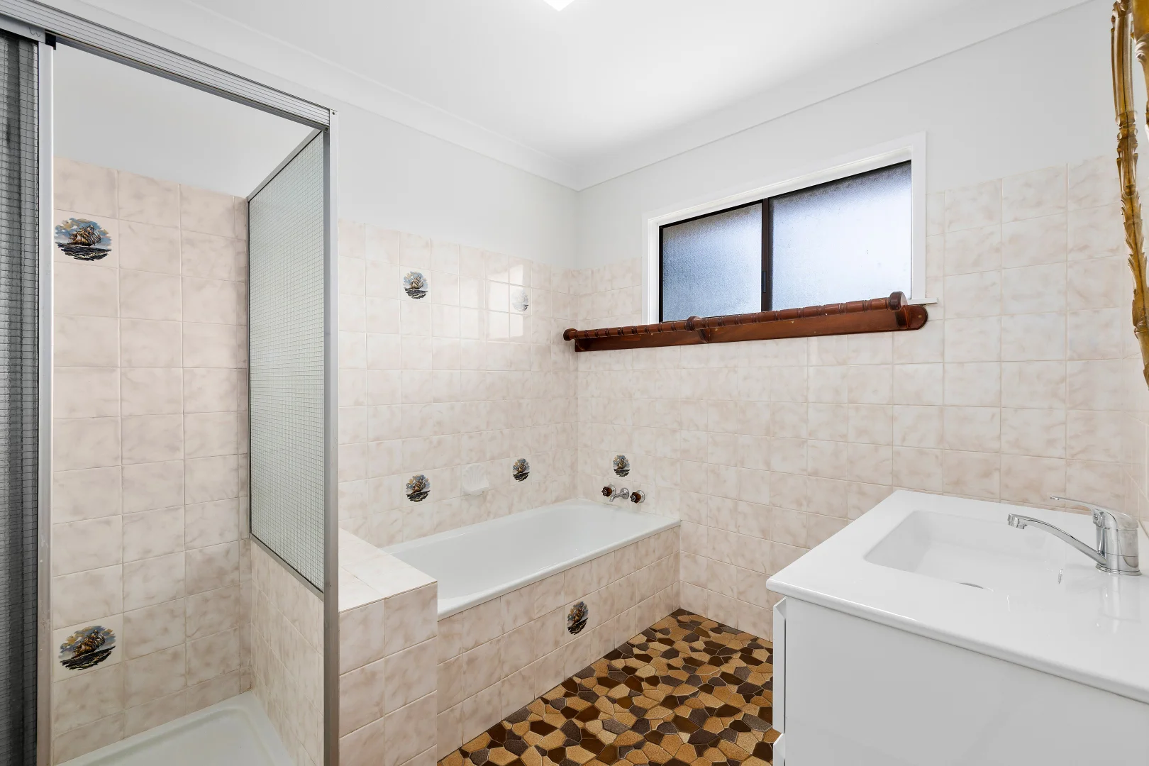 Additional image 10 of 9 Kurrajong Street, Tannymorel QLD 4372