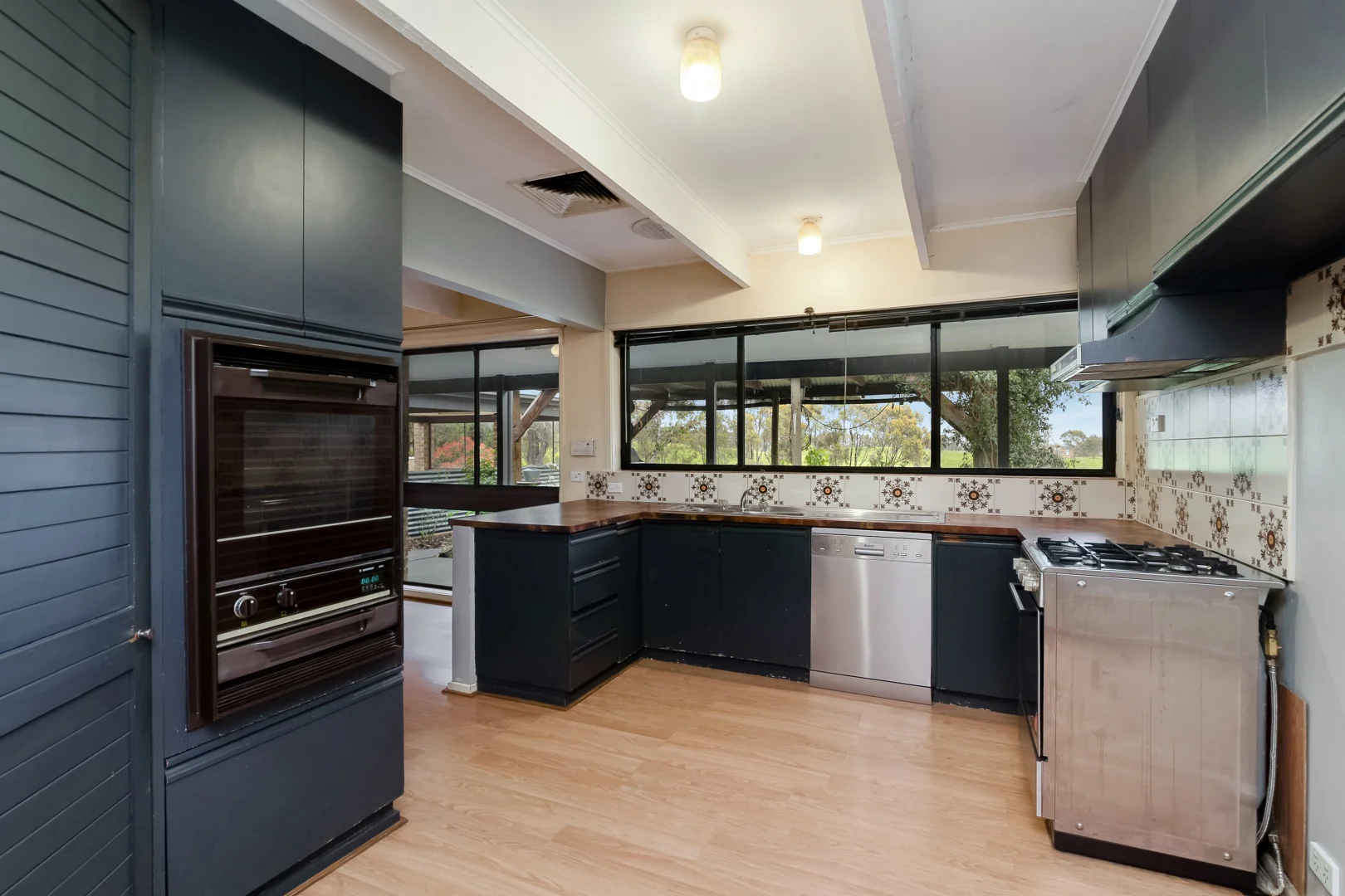 Additional image 4 of 58 Drummonds Lane, Heathcote VIC 3523