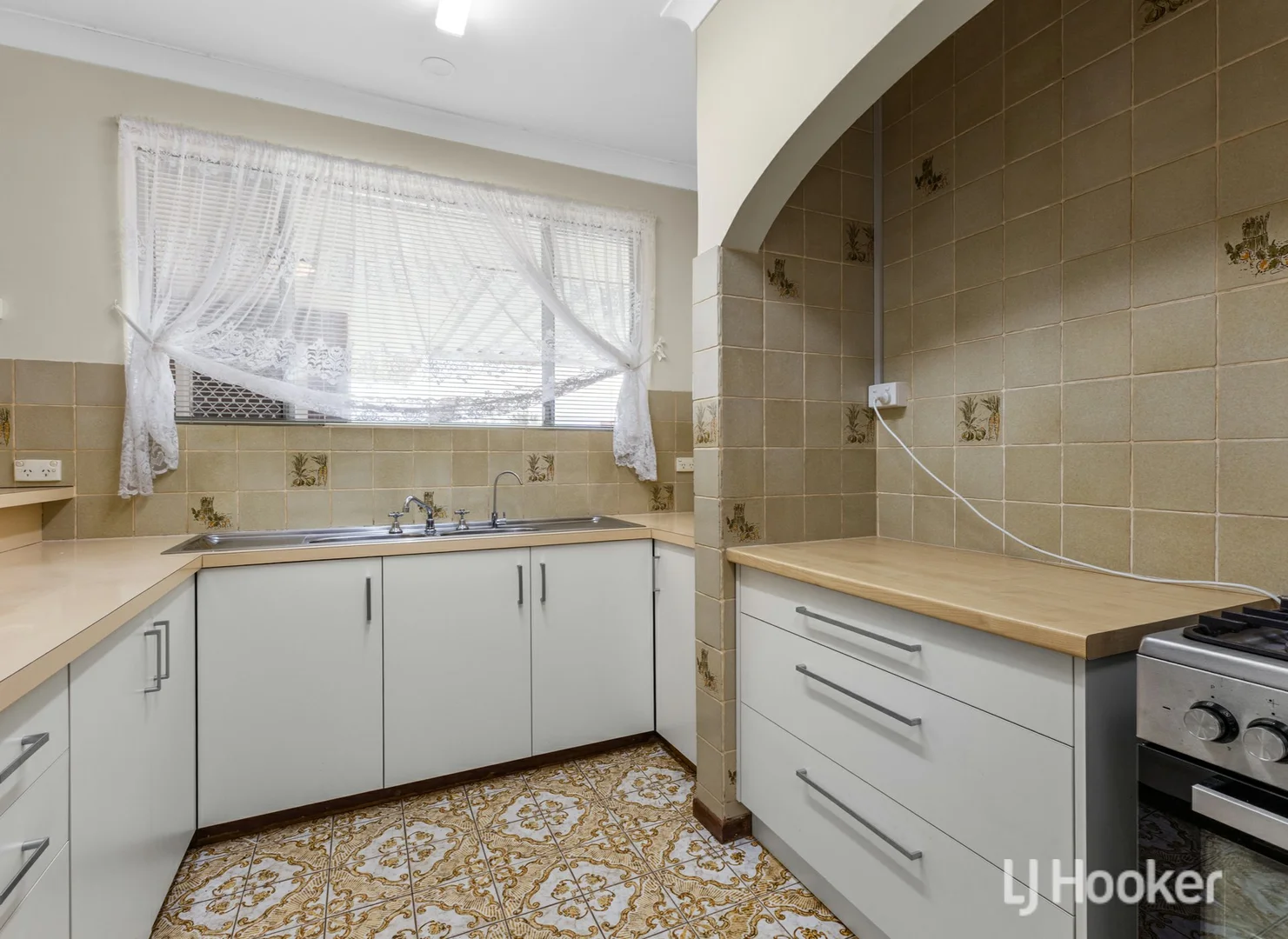 Additional image 2 of 11 Gerschow Avenue, Harvey WA 6220