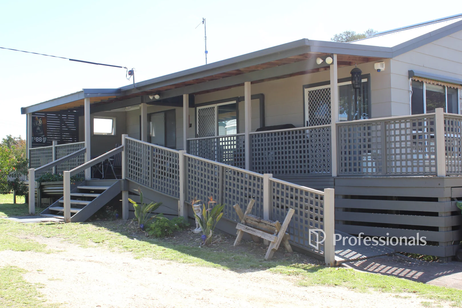 Additional image 2 of 19 National Park Road, Loch Sport VIC 3851