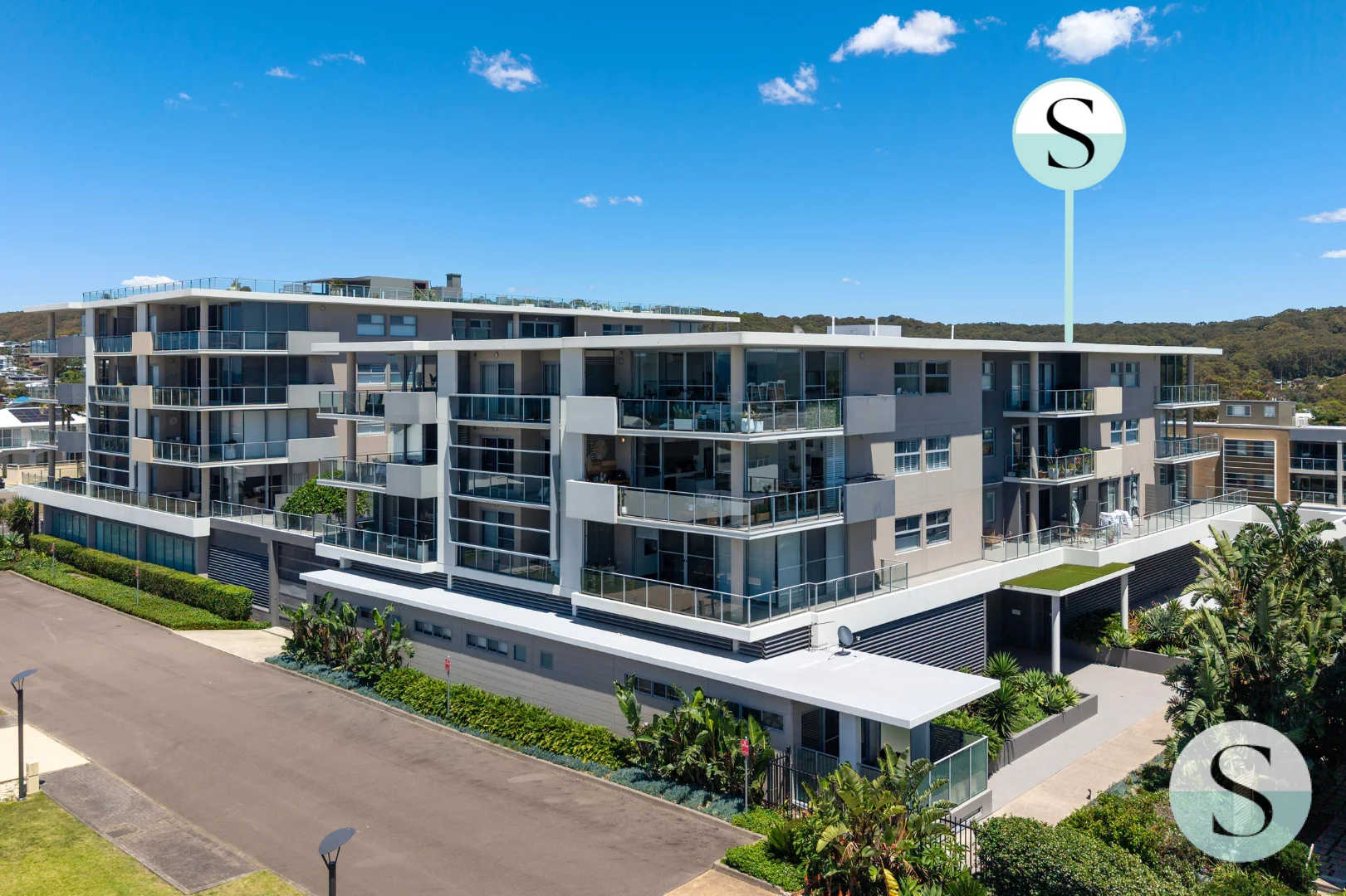 Additional image 32 of 310/55E Caves Beach Road, Caves Beach NSW 2281