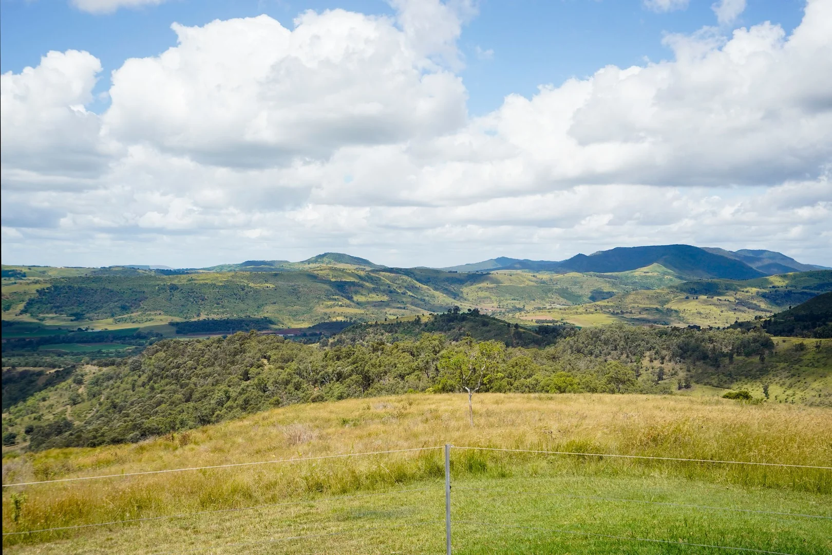 Additional image 35 of "PARADISE" 256 Paradise Road, Mount Sylvia QLD 4343