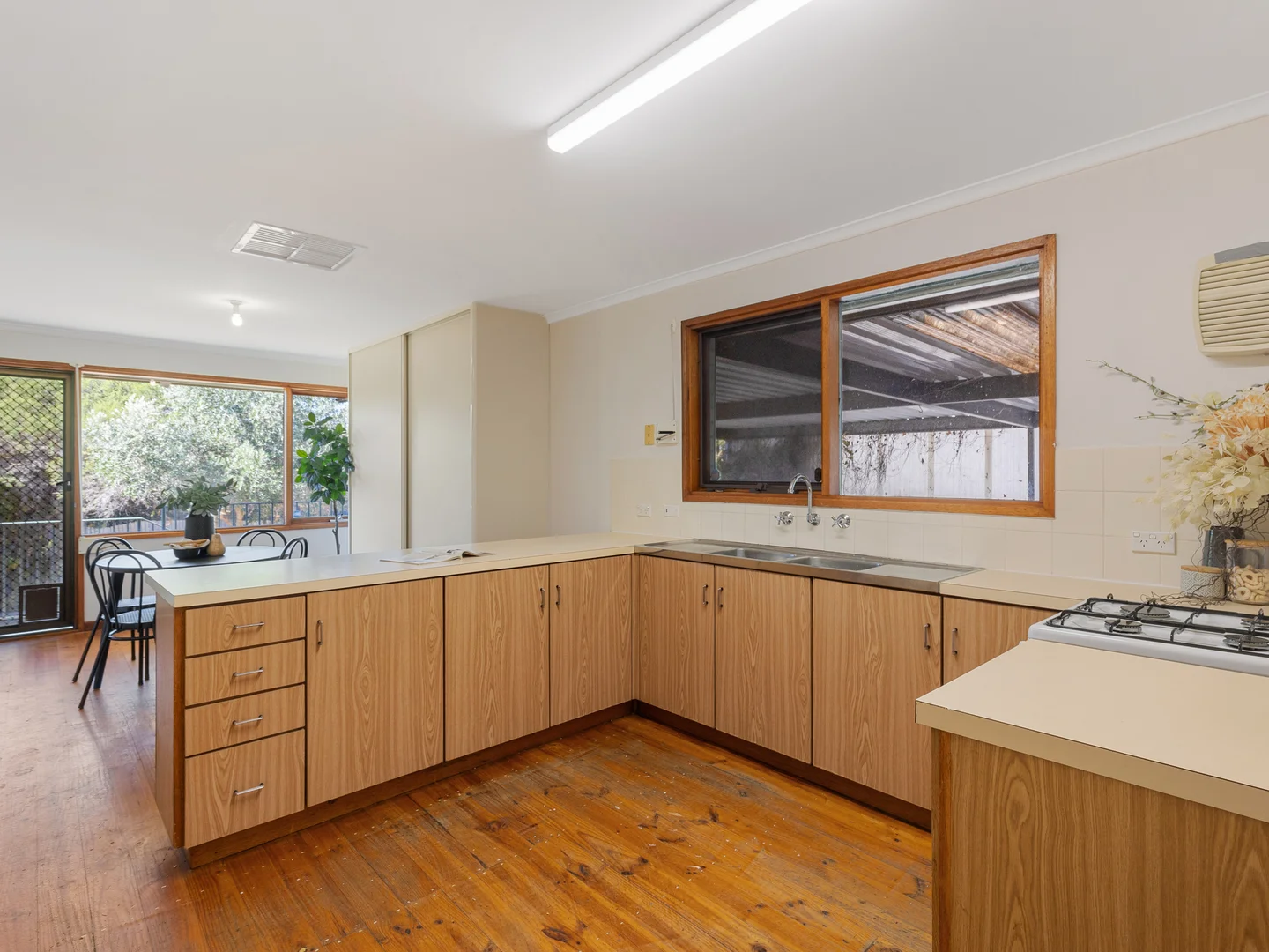 Additional image 6 of 40 Karawi Parade, Morphett Vale SA 5162