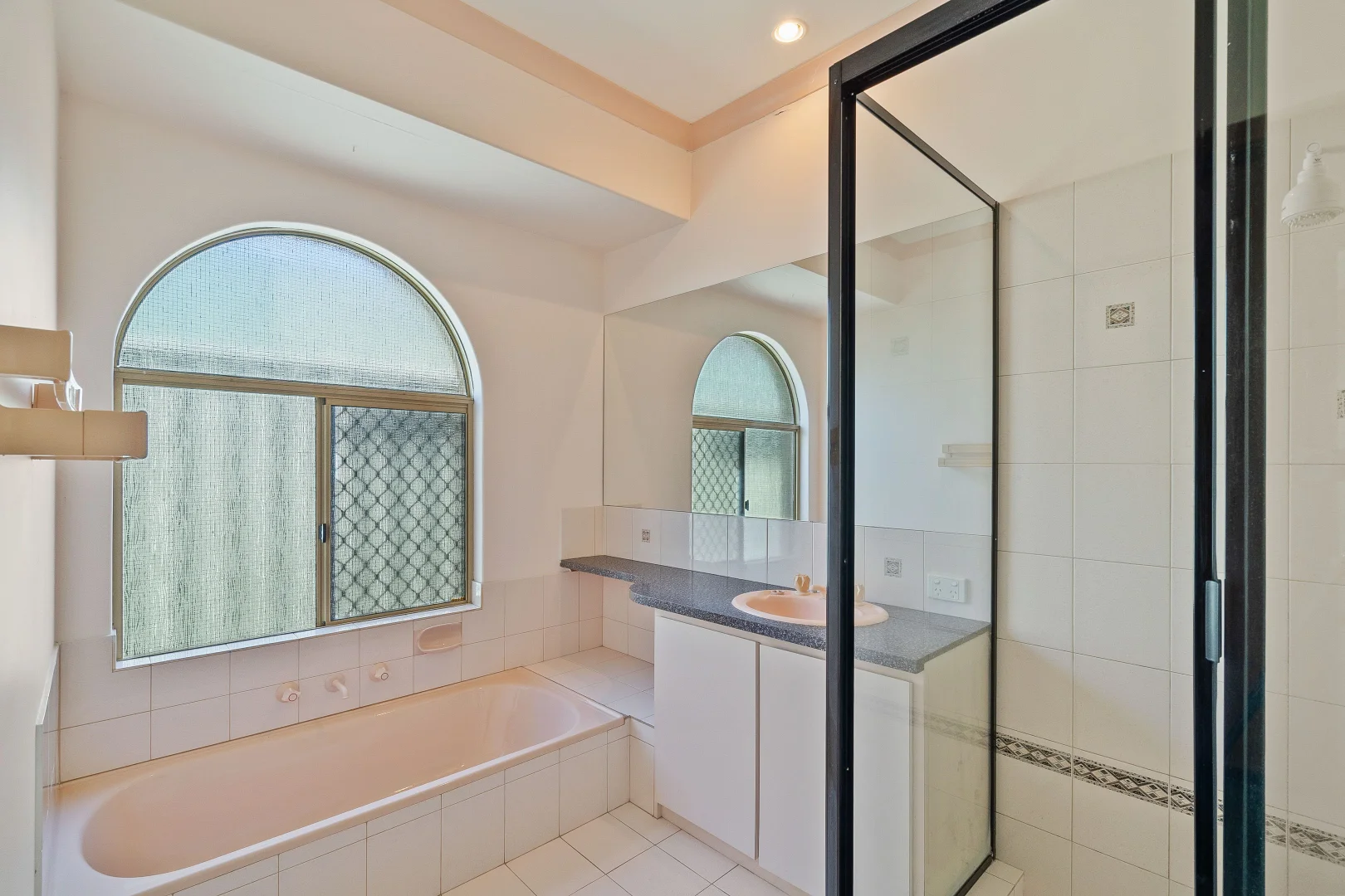 Additional image 13 of 7 Balmoral Parade, Halls Head WA 6210