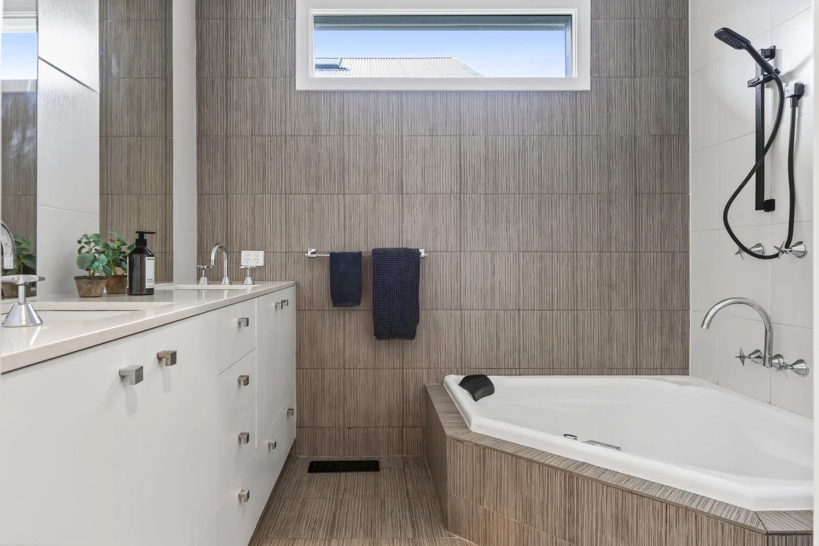 Additional image 7 of 80A High Street, Trentham VIC 3458