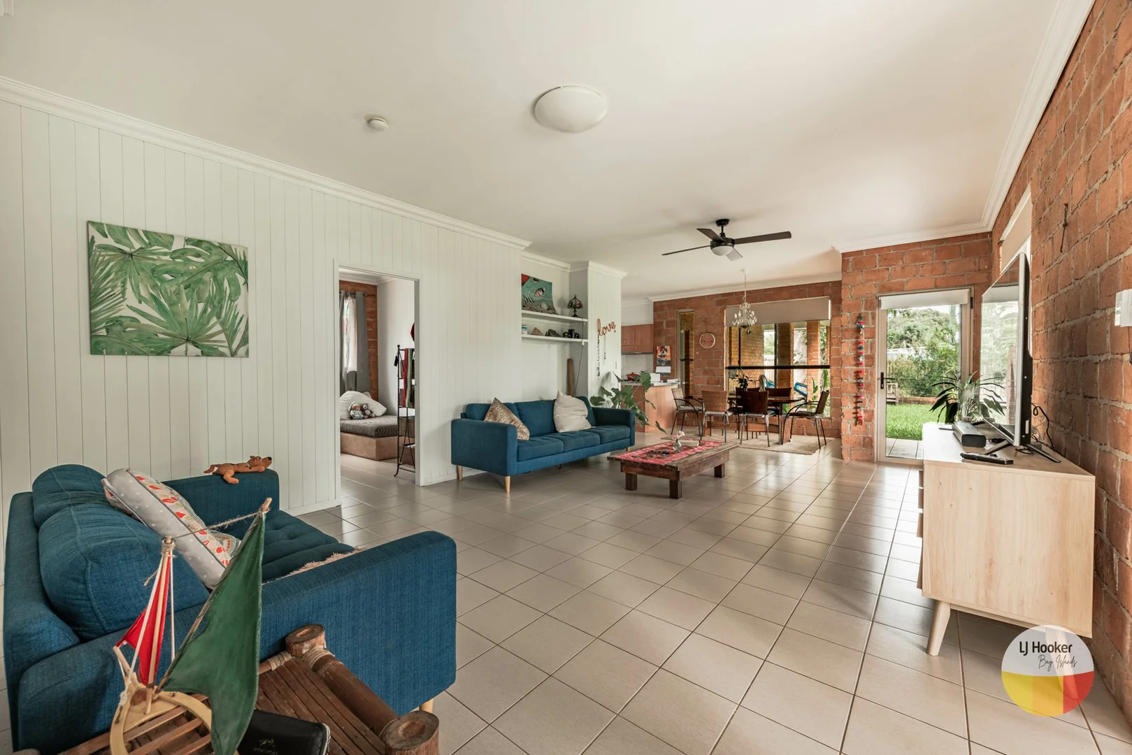 Additional image 8 of 13-15 Hill Street, Russell Island QLD 4184