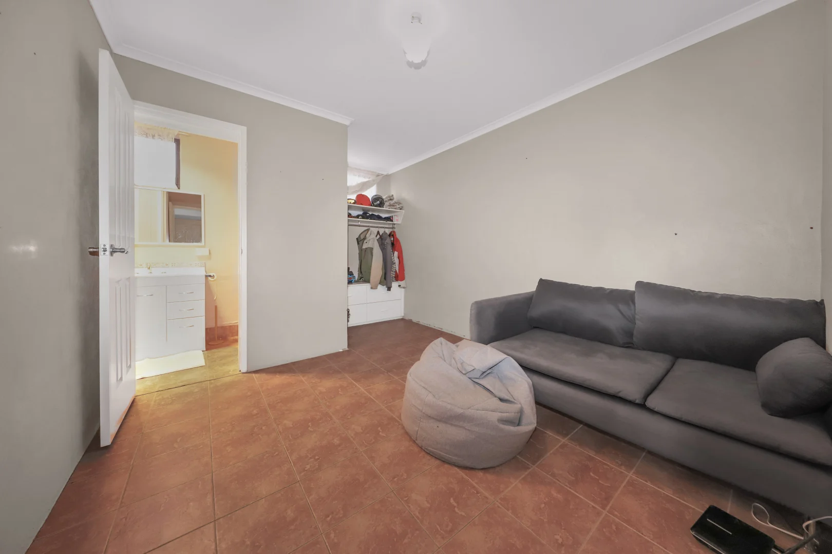 Additional image 16 of 53A & 53B Howick Street, Tumut NSW 2720