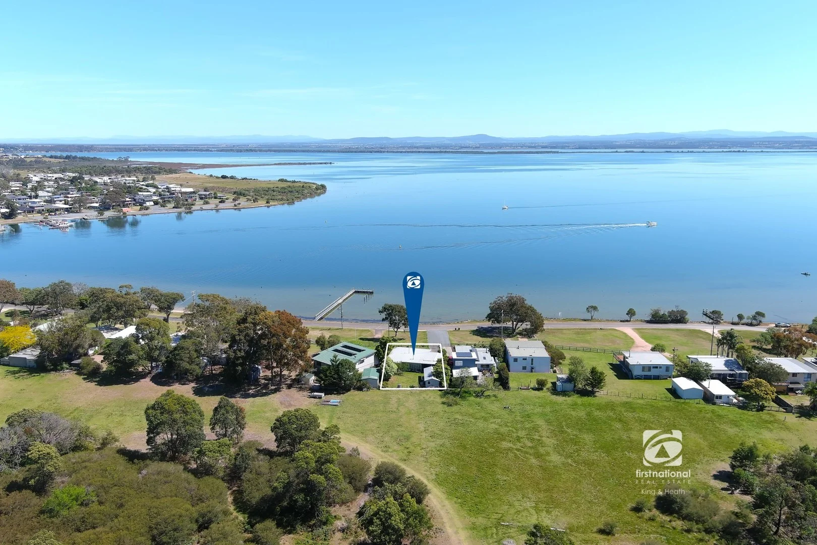 207 Western Boulevard, Raymond Island VIC 3880