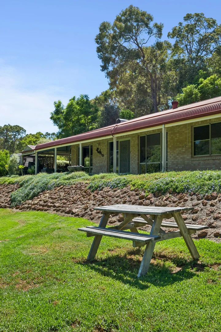 Additional image 32 of 26 Rhodes Place, Jarrahdale WA 6124