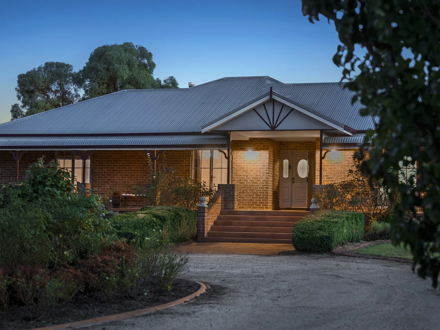 Additional image 2 of 106 Runnymede Drive, Inverell NSW 2360