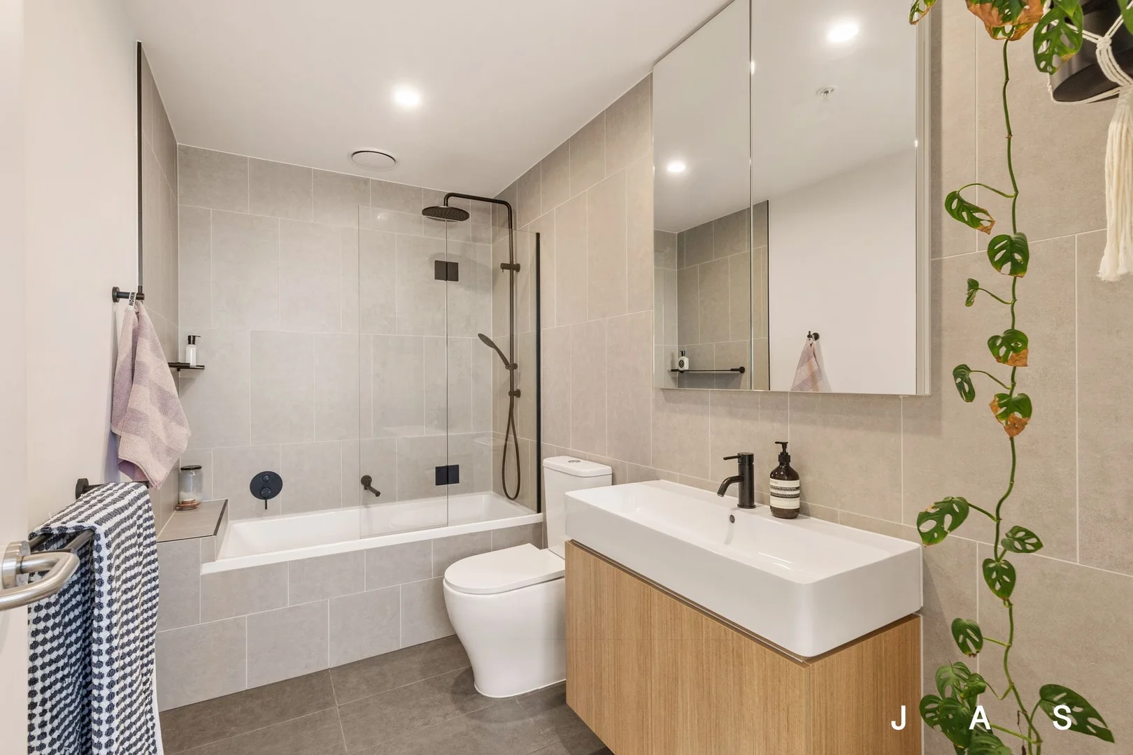 Additional image 7 of 404/21 Victoria Street, Footscray VIC 3011