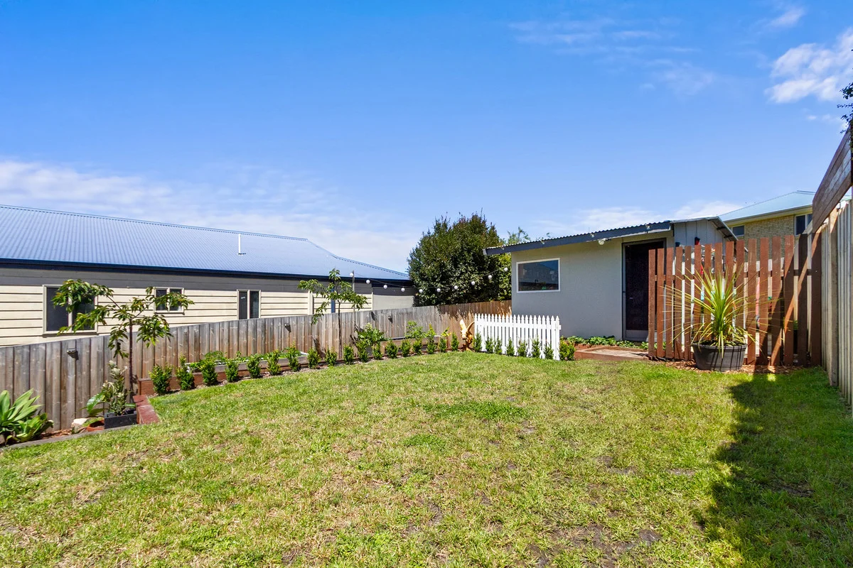 Additional image 20 of 19 West Crescent, Lakes Entrance VIC 3909