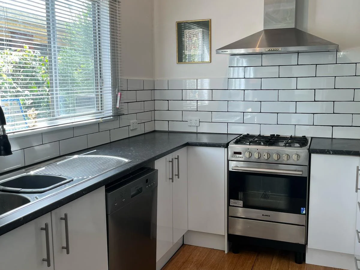 Additional image 5 of Cowes VIC 3922