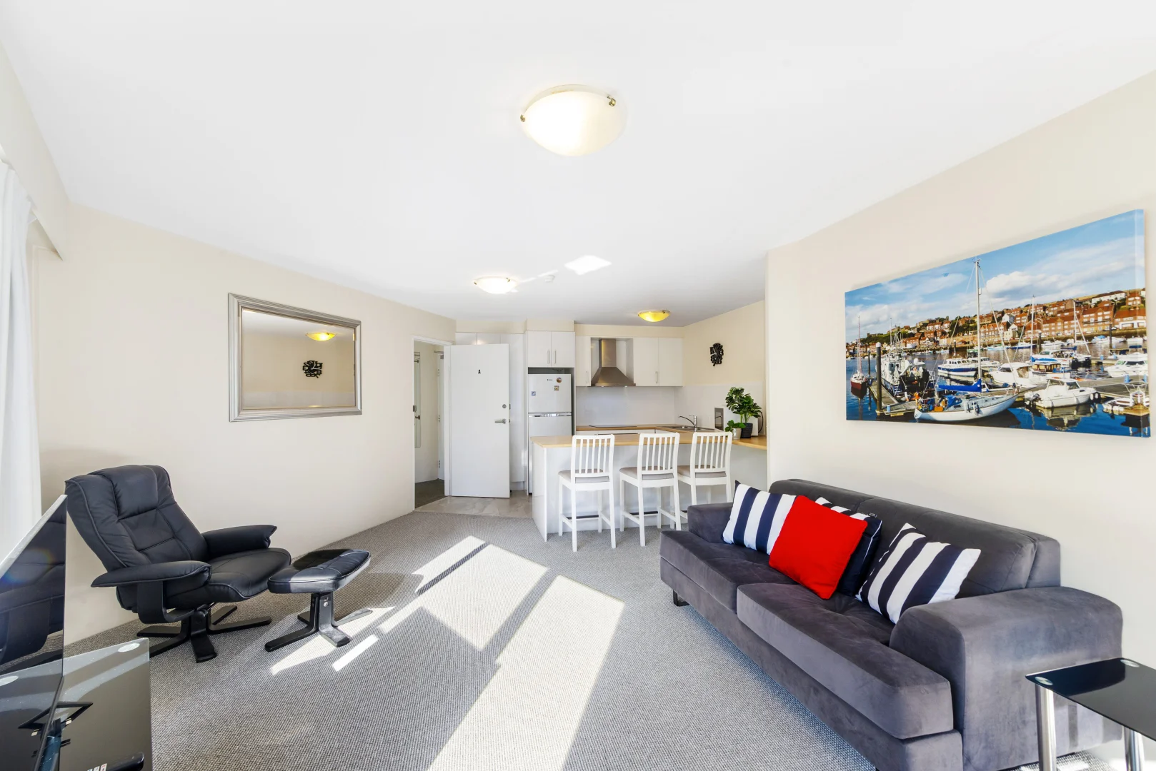 Additional image 9 of 402/8 Trickett Street, Surfers Paradise QLD 4217