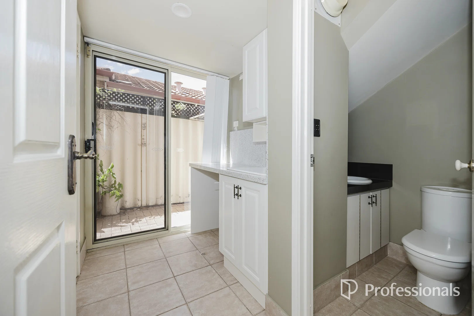 Additional image 12 of 4/62 Golf View Street, Yokine WA 6060