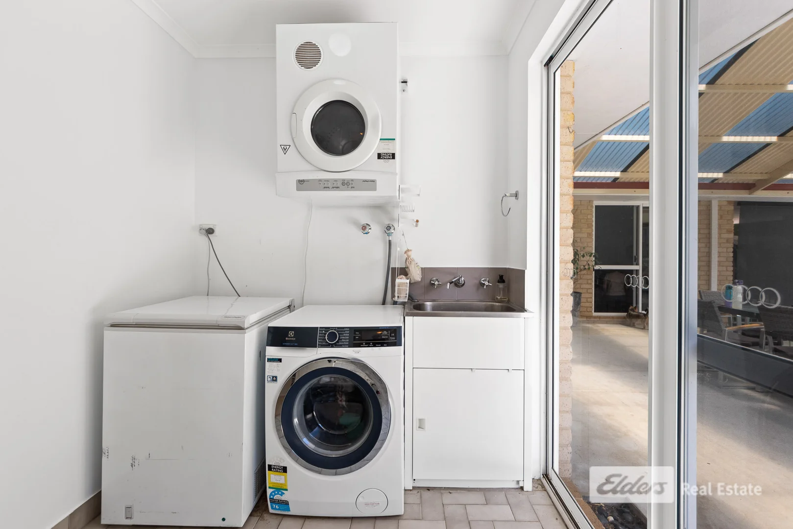 Additional image 25 of 129 Bay View Drive, Little Grove WA 6330