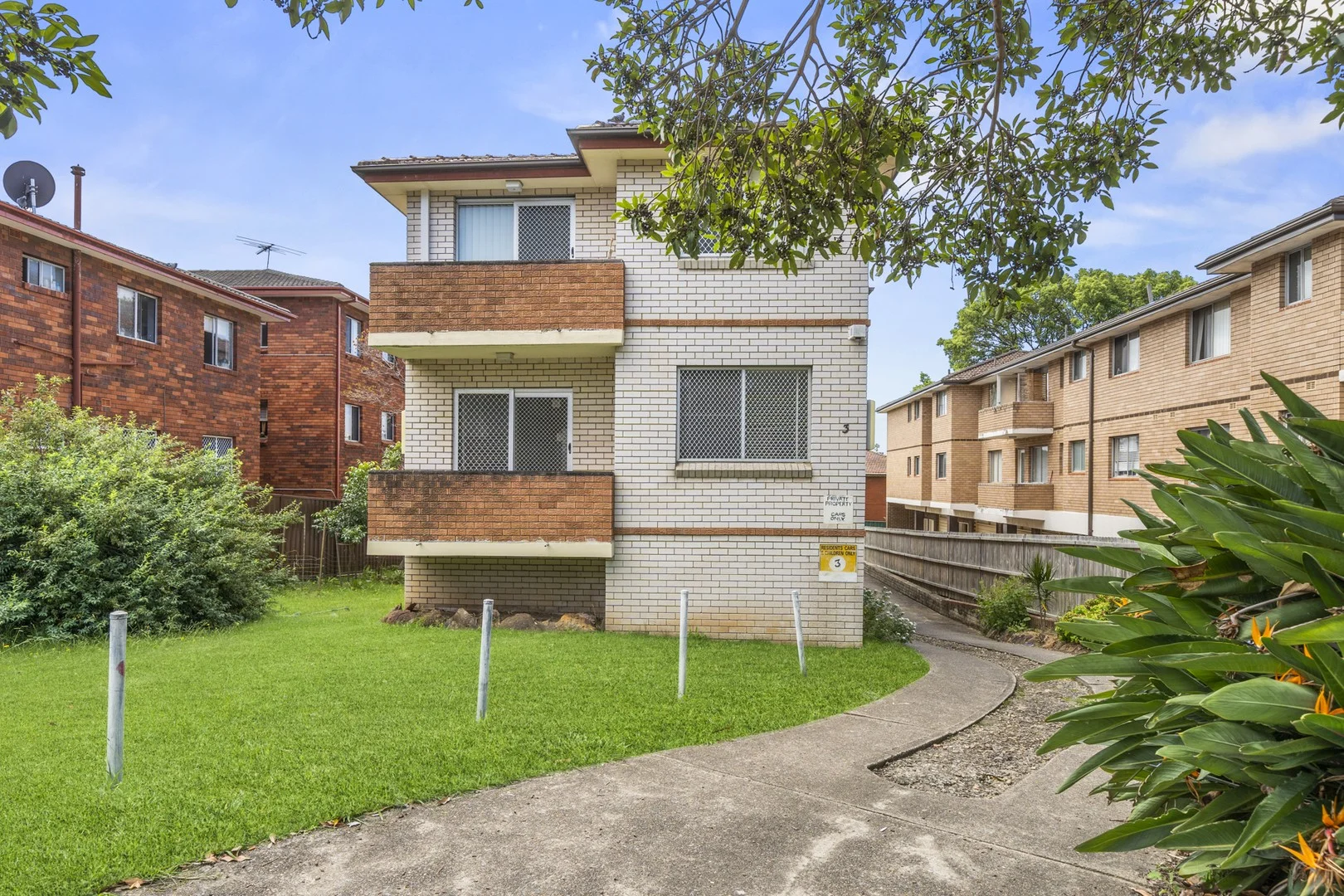 1/3 Colin Street, Lakemba NSW 2195