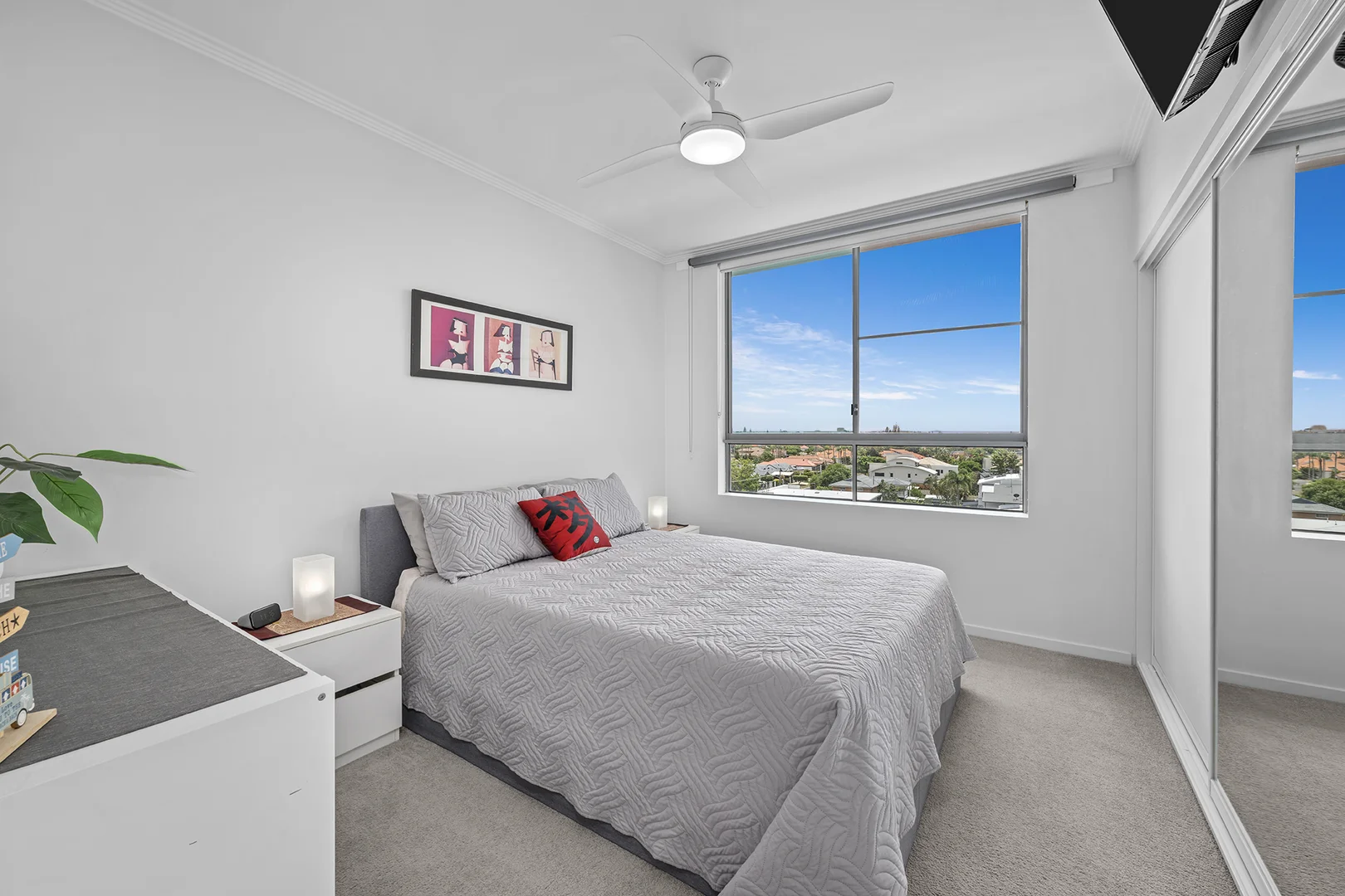 Additional image 21 of 28 Bayview Street, Runaway Bay QLD 4216