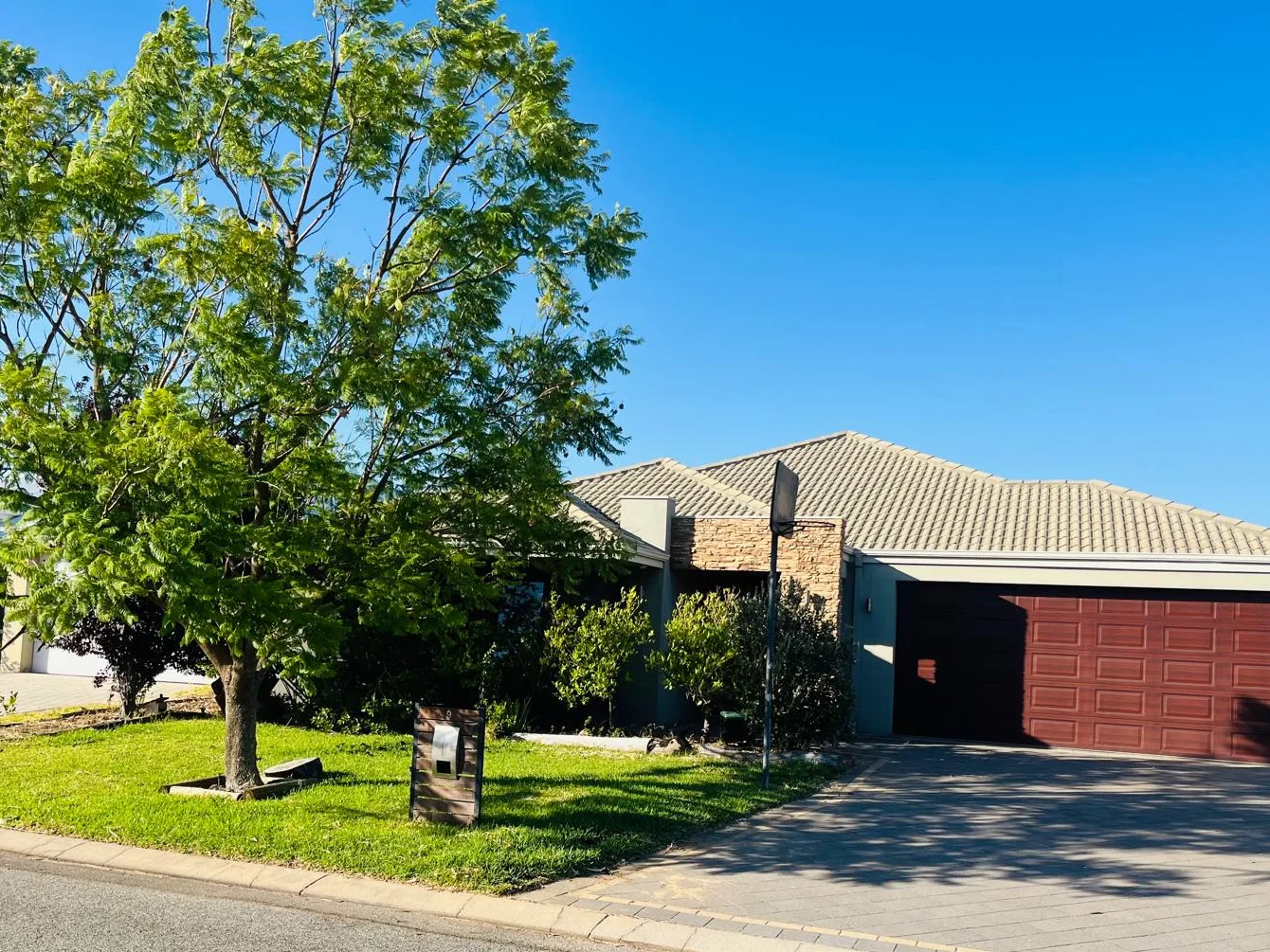 9 Archdale Loop, Piara Waters WA 6112