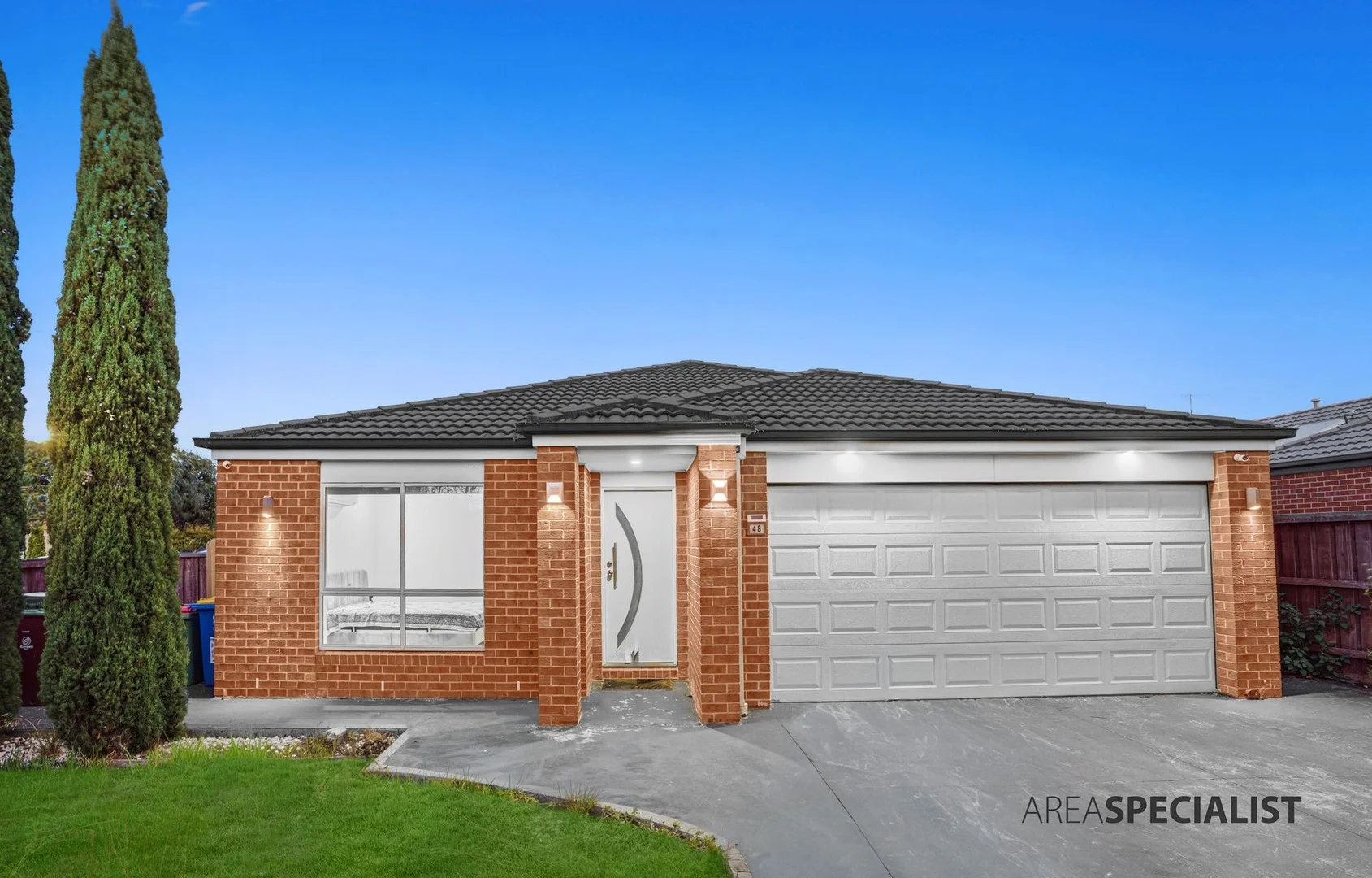 48 Valencia Circuit, Cranbourne VIC 3977