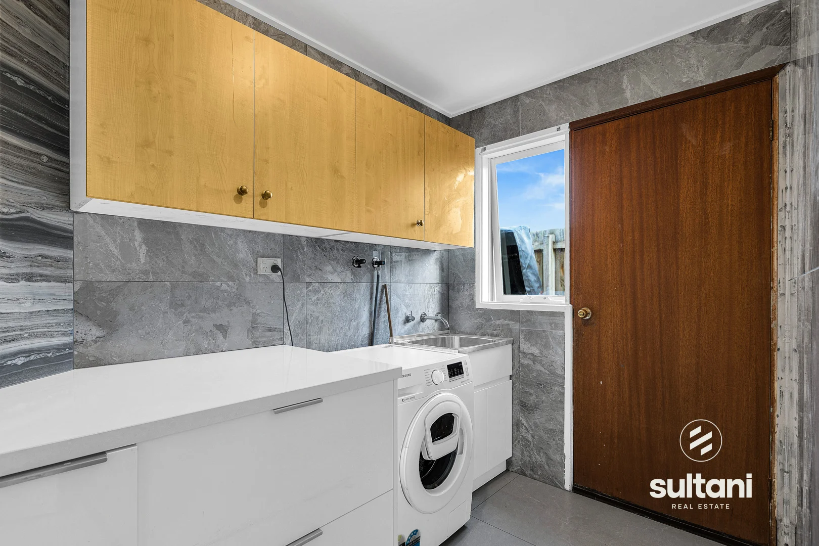 Additional image 8 of 124 Courtney Avenue, Cranbourne North VIC 3977