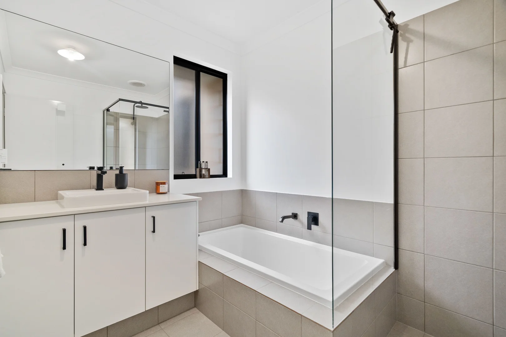 Additional image 12 of 11 Orchardleigh Boulevard, Lakelands WA 6180