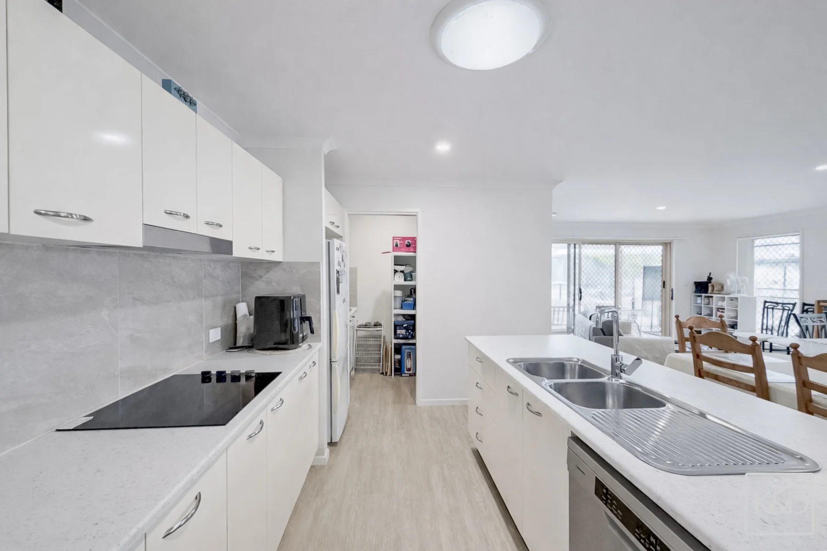 Additional image 13 of 18 Regina Avenue, Ningi QLD 4511