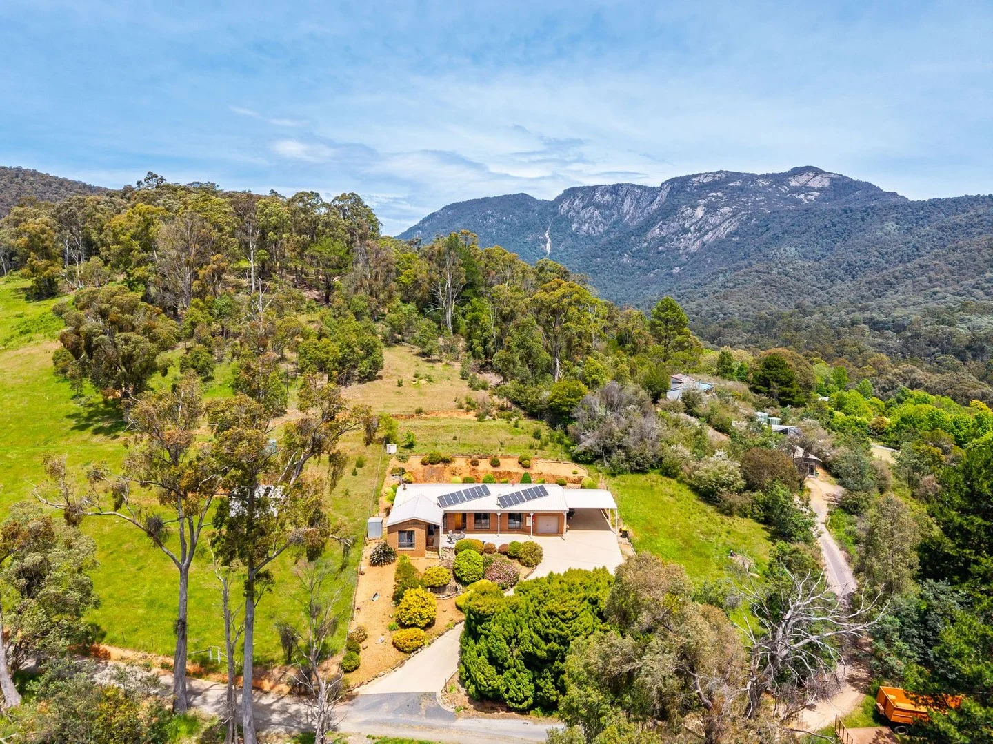 Additional image 2 of 411 Mount Buffalo Road, Porepunkah VIC 3740