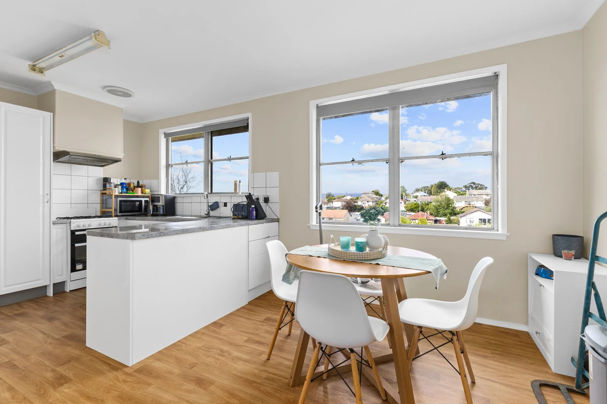 Additional image 5 of 24 Crinigan Road, Morwell VIC 3840