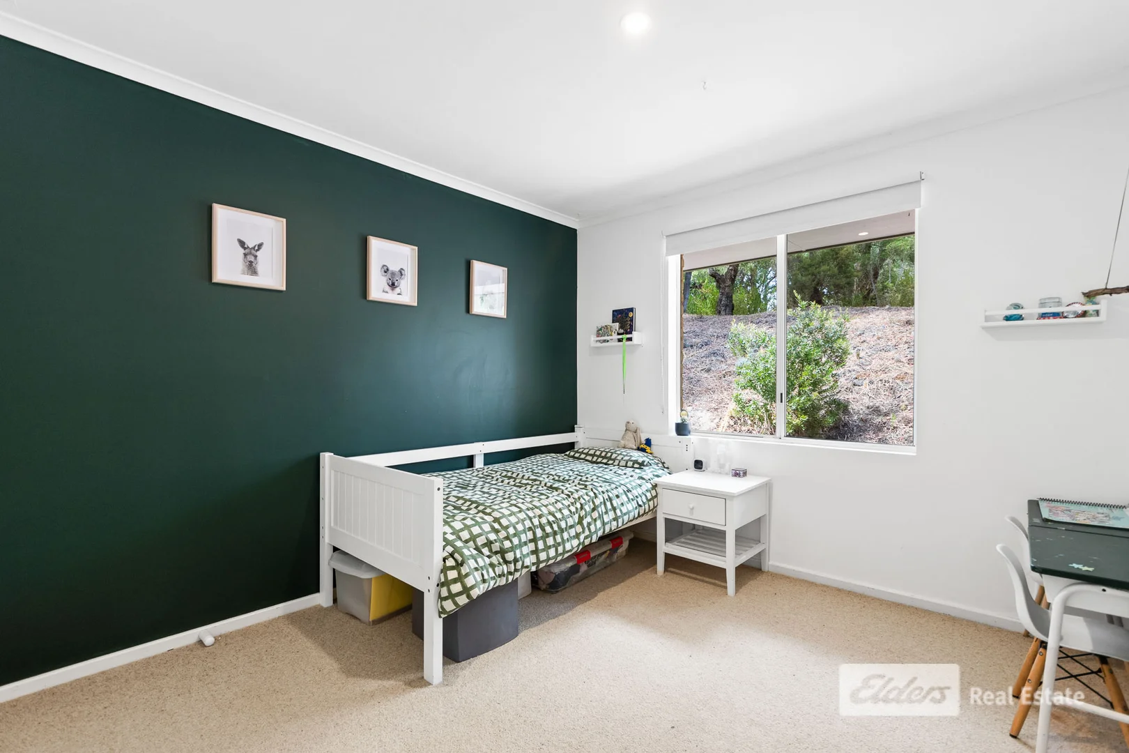 Additional image 21 of 129 Bay View Drive, Little Grove WA 6330