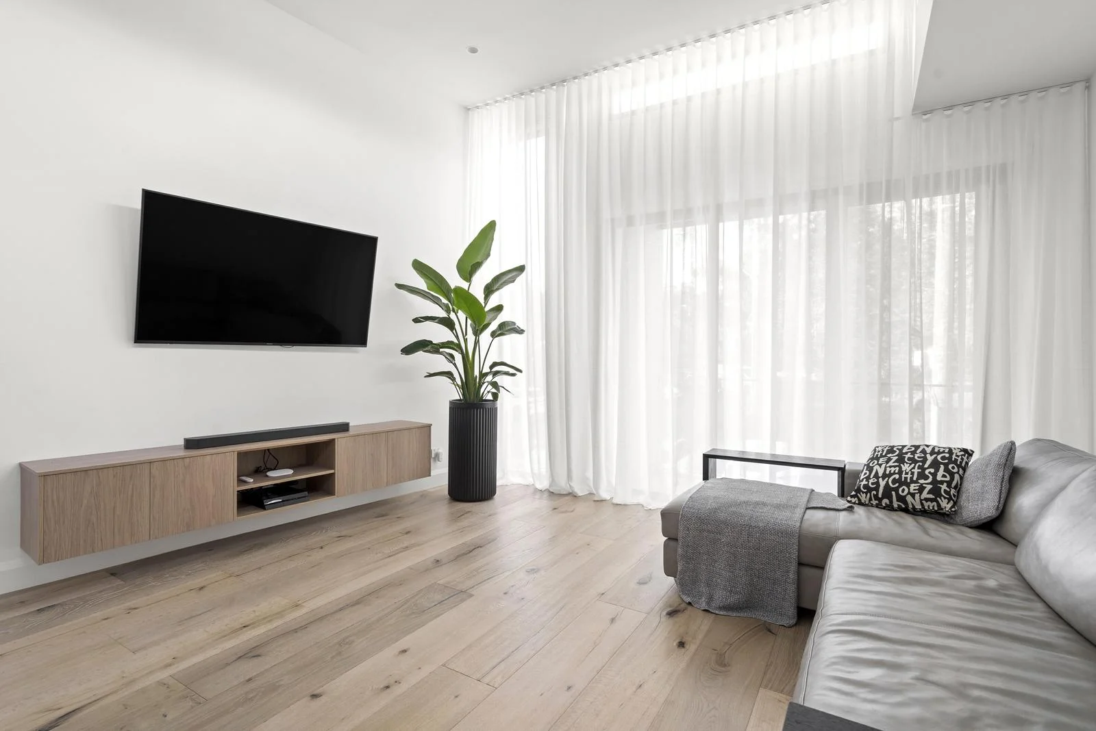 Additional image 5 of 19 Alandale Road, Eaglemont VIC 3084