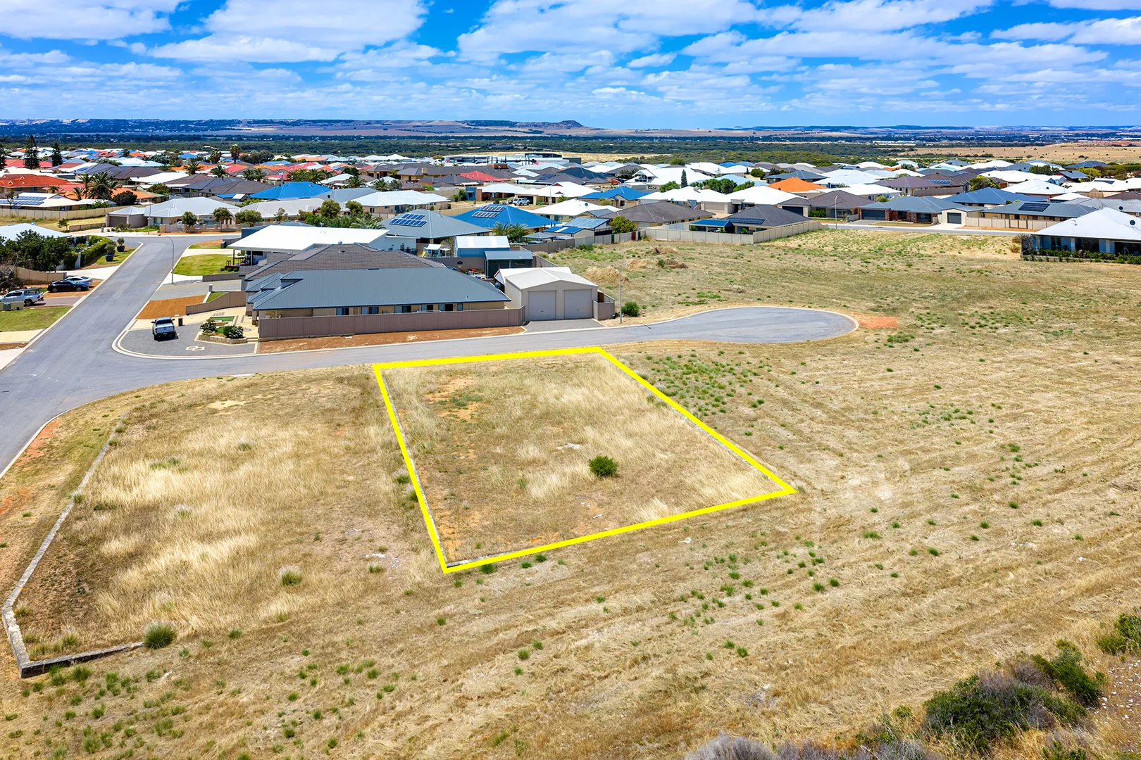 Additional image 7 of 4 Highland Loop, Wandina WA 6530