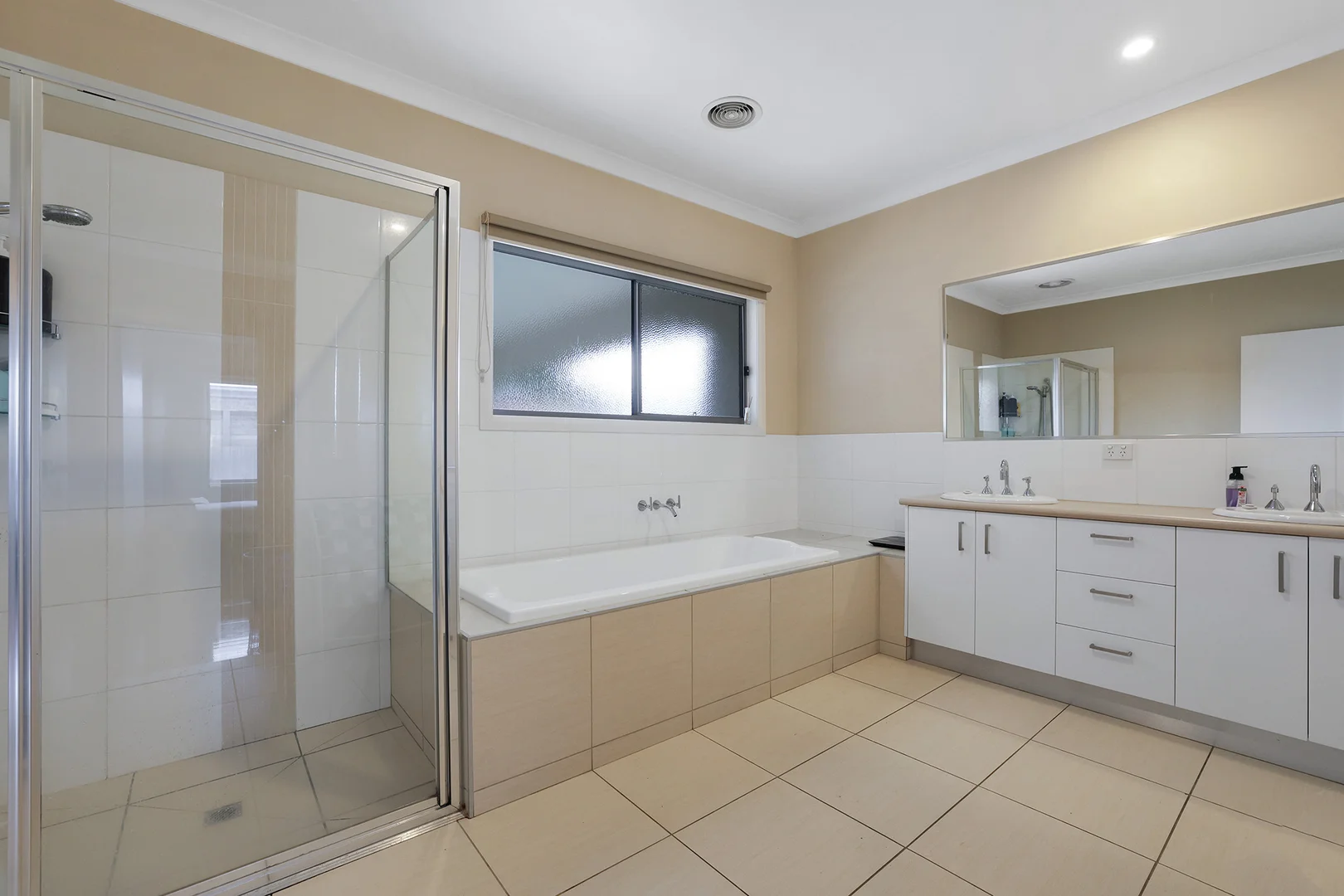 Additional image 10 of 3 Park Avenue, Morwell VIC 3840