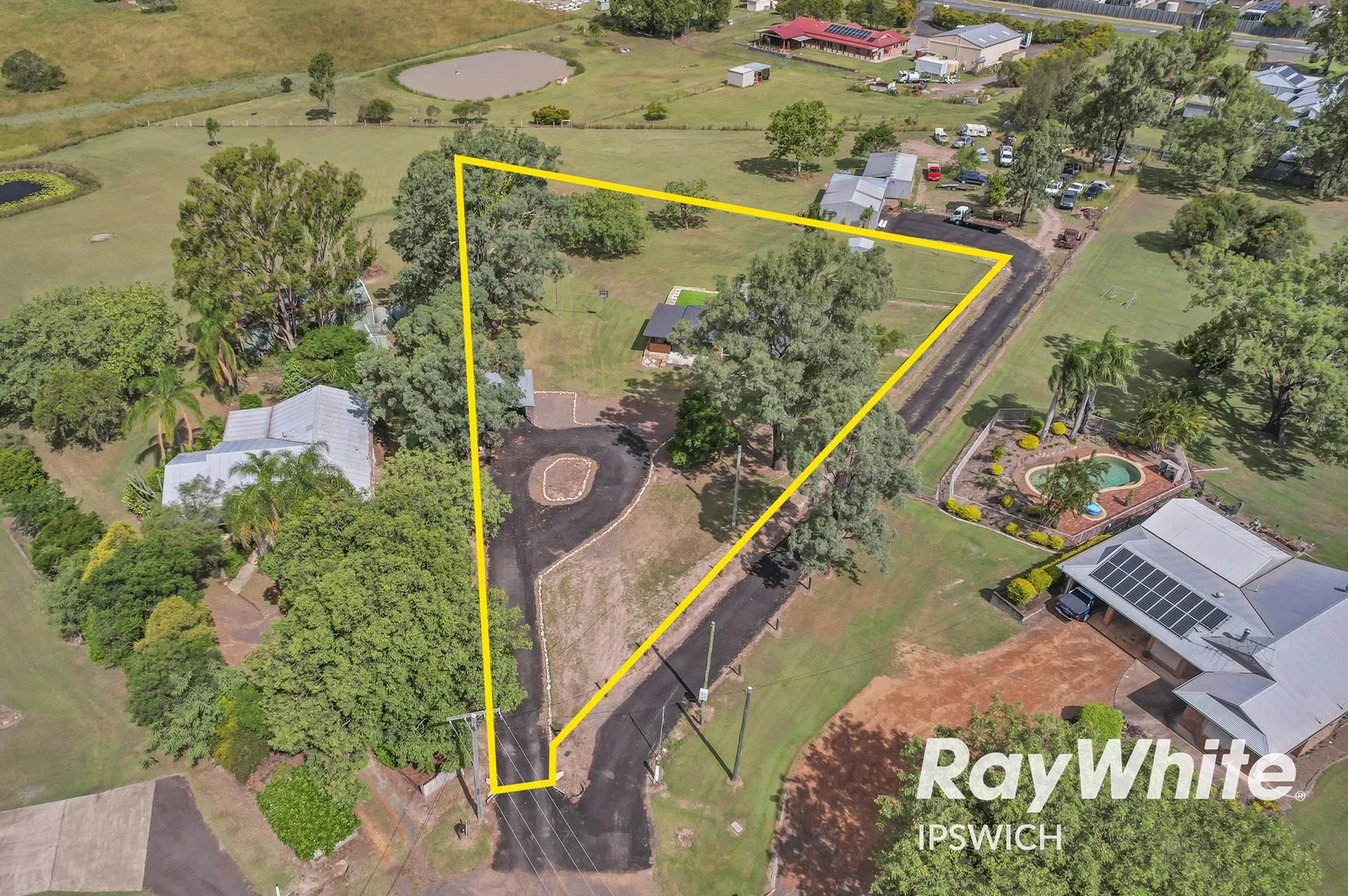 24 Harm Street, Lowood QLD 4311