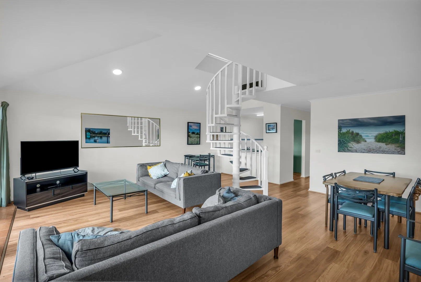 Additional image 2 of 17/10-16 Marine Parade, Merimbula NSW 2548