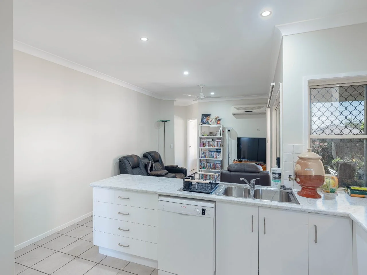 Additional image 5 of 2 Rosewood Court, Southside QLD 4570