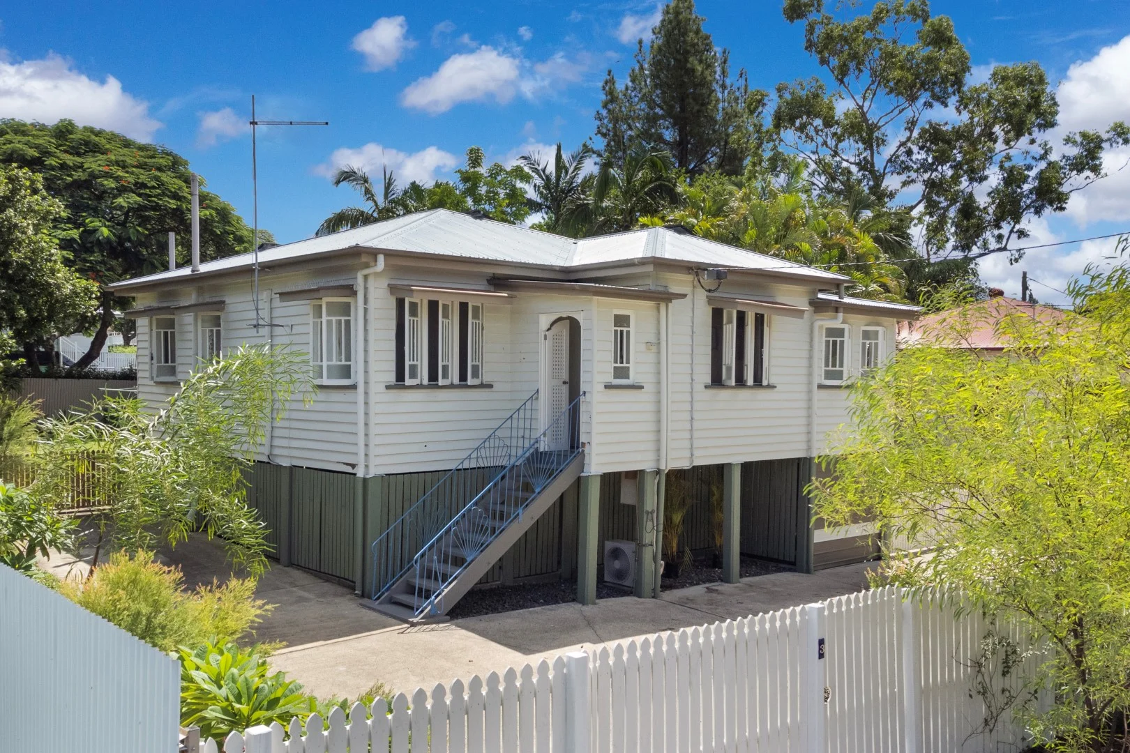 3 Randall Street, Newtown QLD 4305