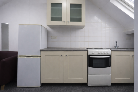 Tyndale Street, Leicester LE3, Studio to rent