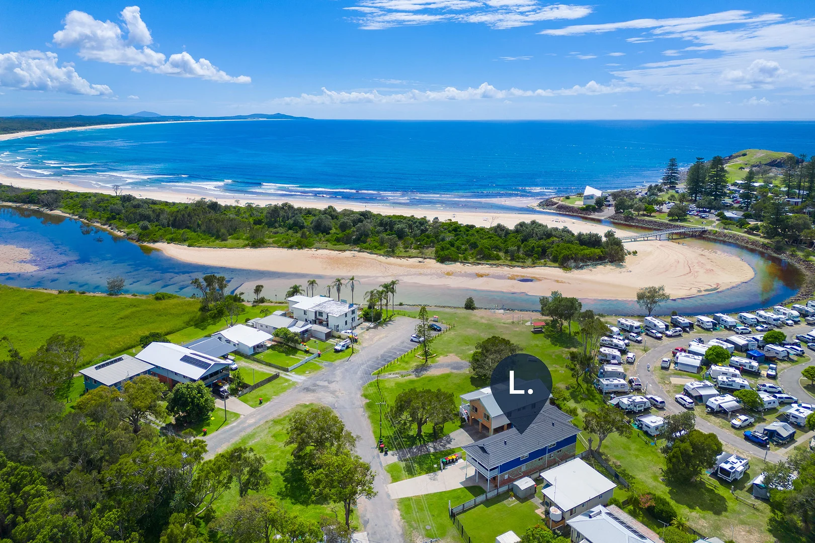 11 Willow Street, Crescent Head NSW 2440