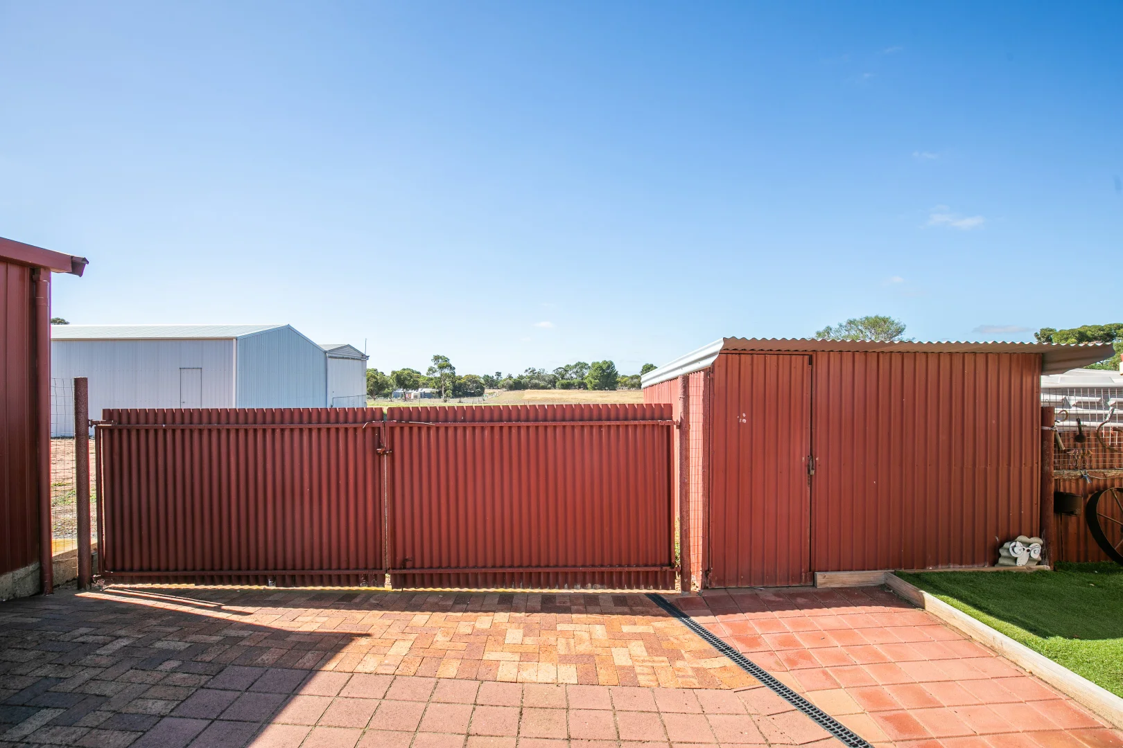 Additional image 32 of 90 Tooma Drive, Murray Bridge East SA 5253