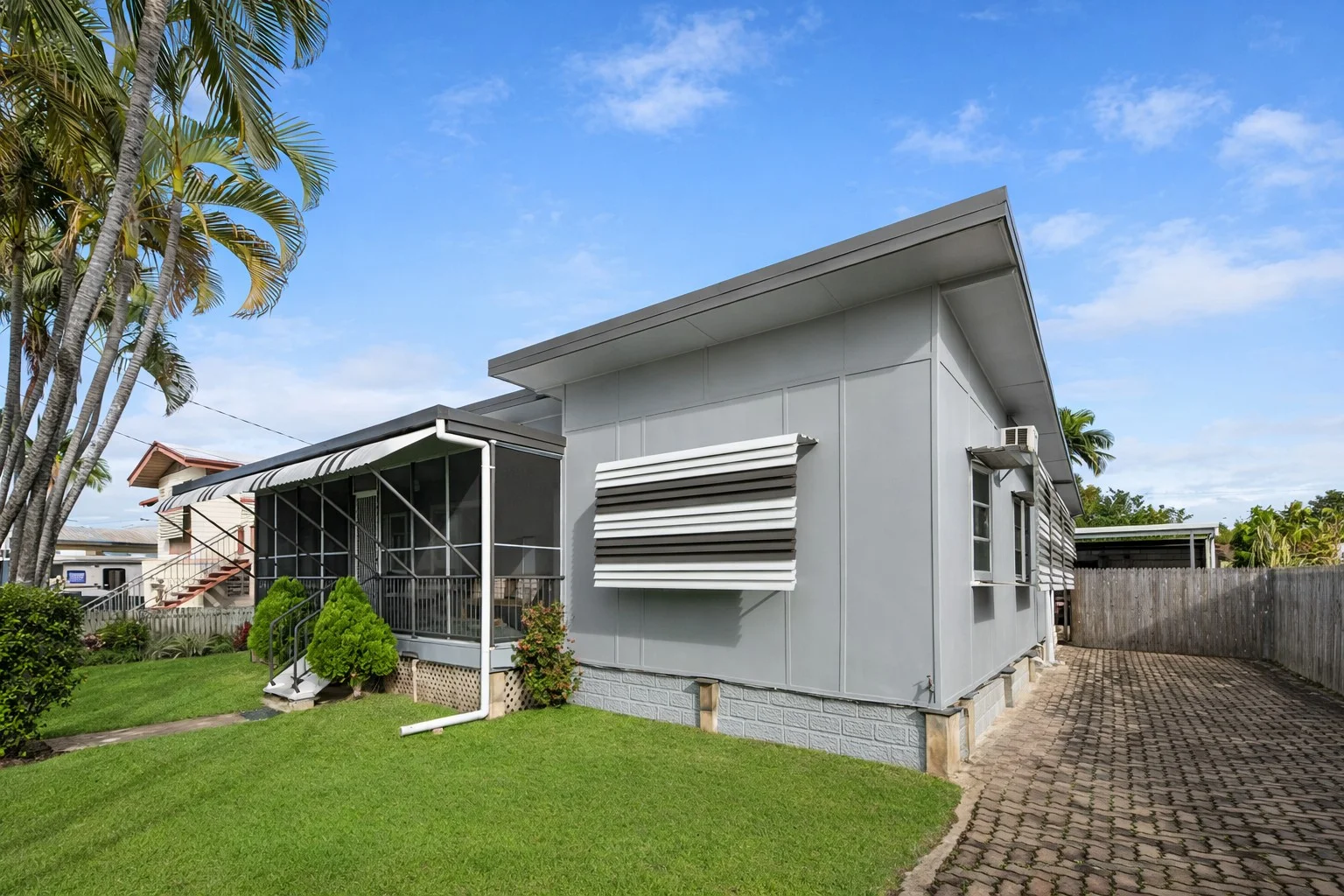 36 Hammett Street, Currajong QLD 4812