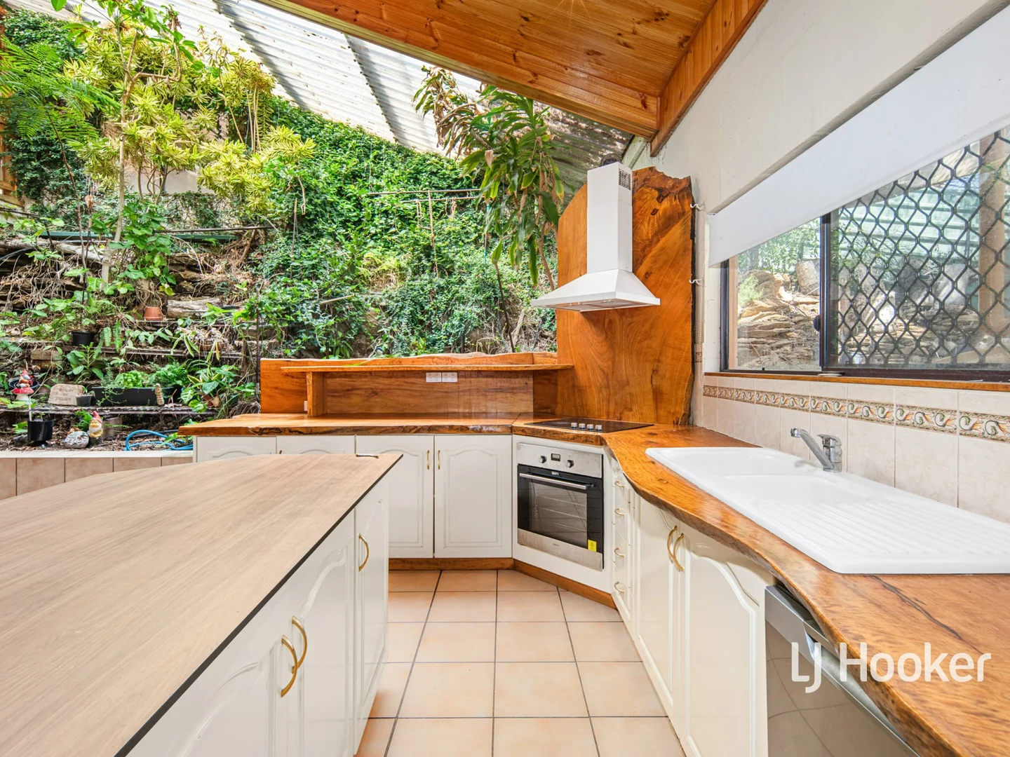 Additional image 3 of 2 Sonder Court, Araluen NT 0870