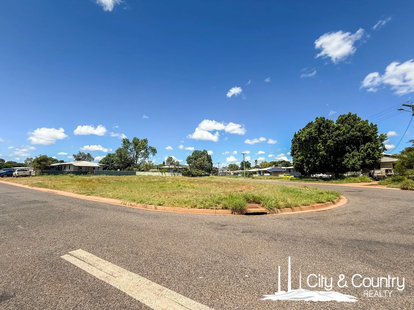 16 Tadman Avenue, Mount Isa QLD 4825
