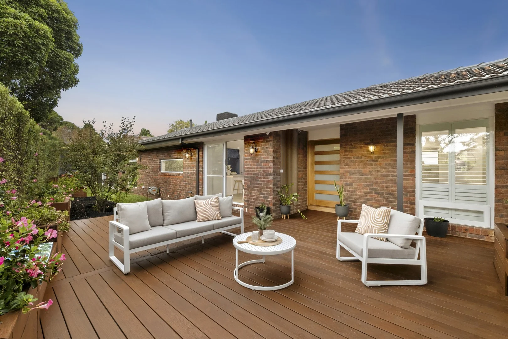 Additional image 2 of 1 Jull Parade, Ringwood North VIC 3134