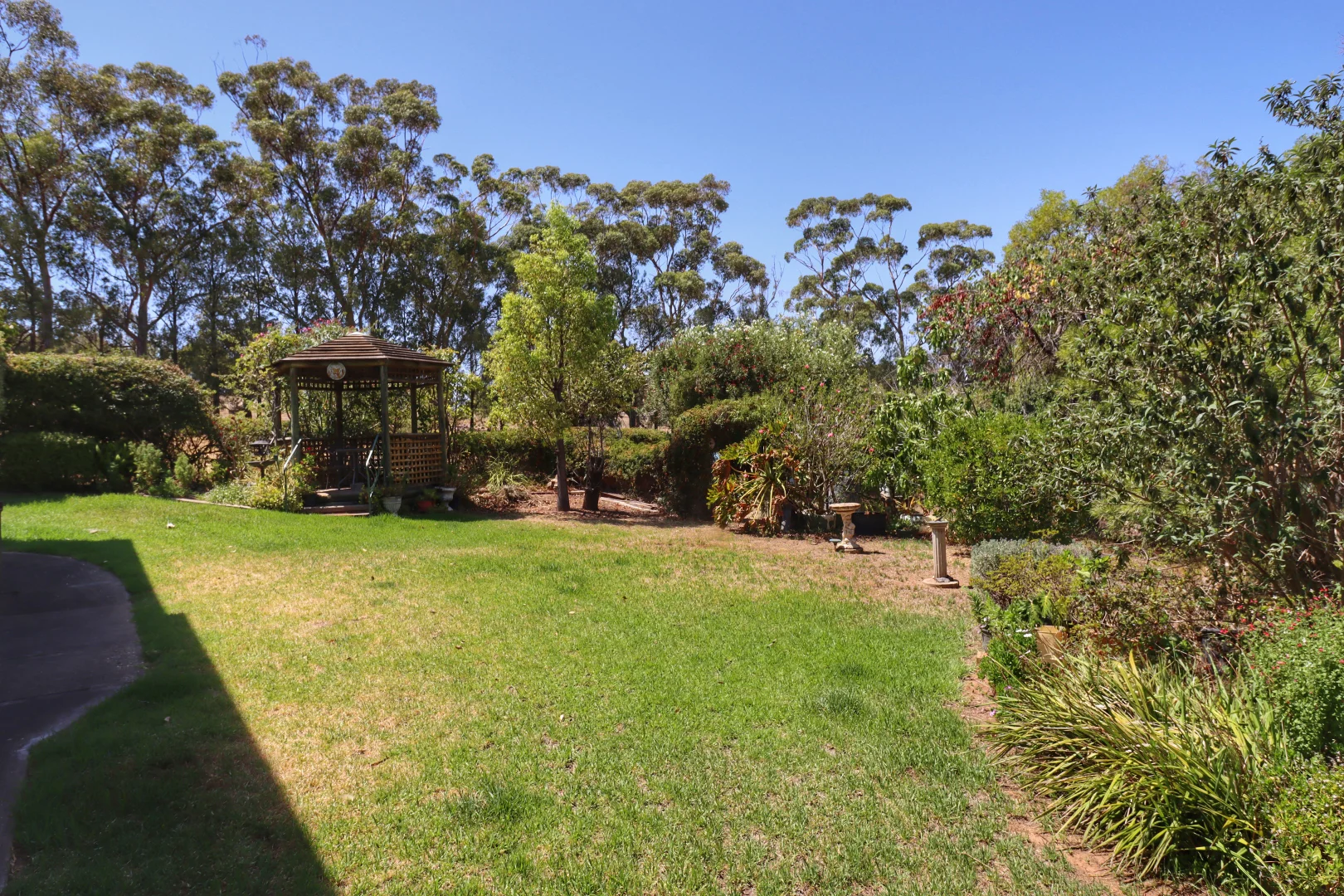 Additional image 16 of 8 Grevillea Close, Cowra NSW 2794