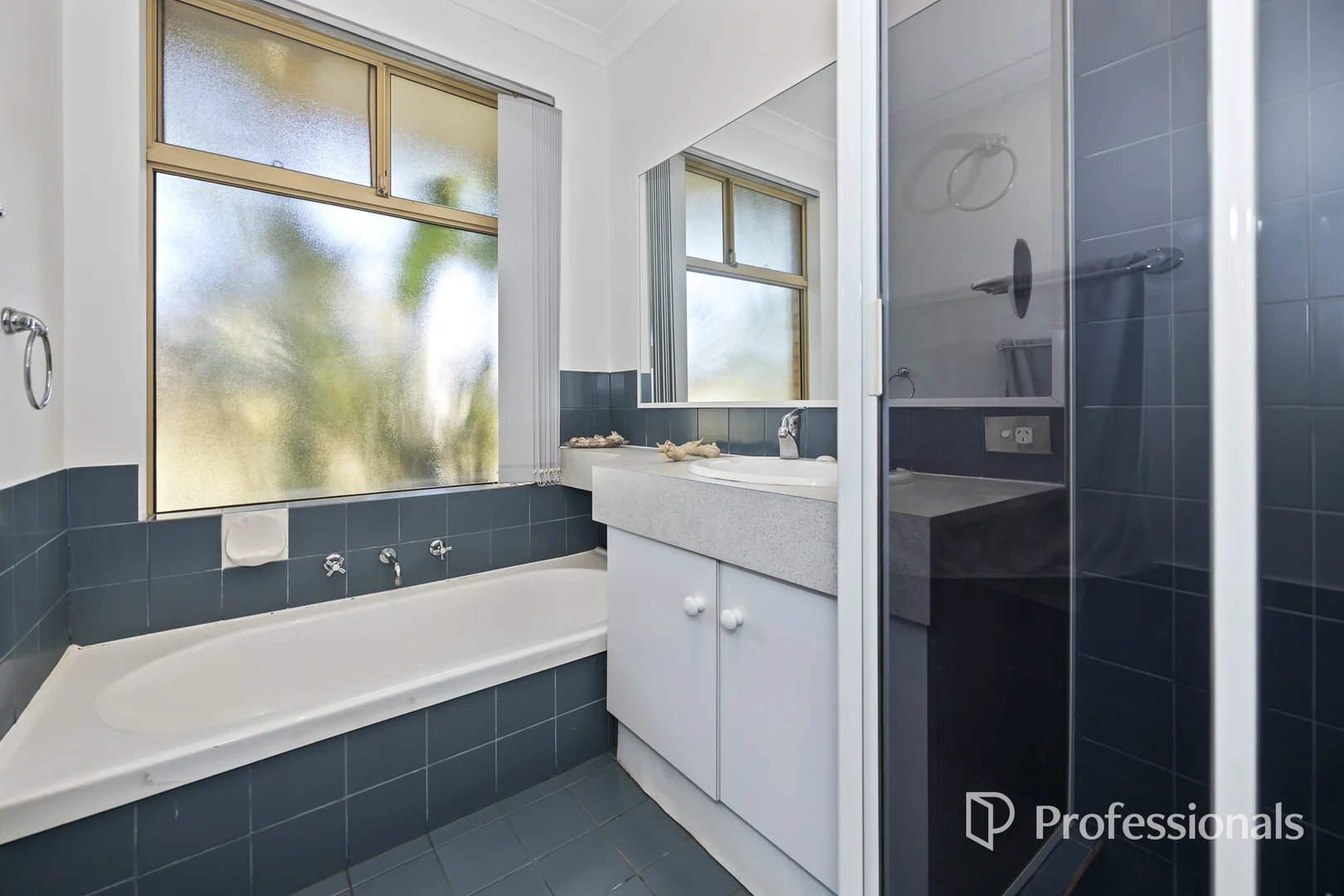 Additional image 13 of 40 Northumberland Avenue, Alexander Heights WA 6064